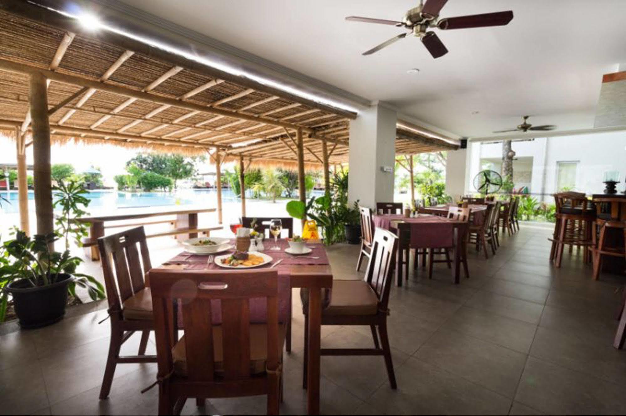 Hotel Peninsula Bay 5*