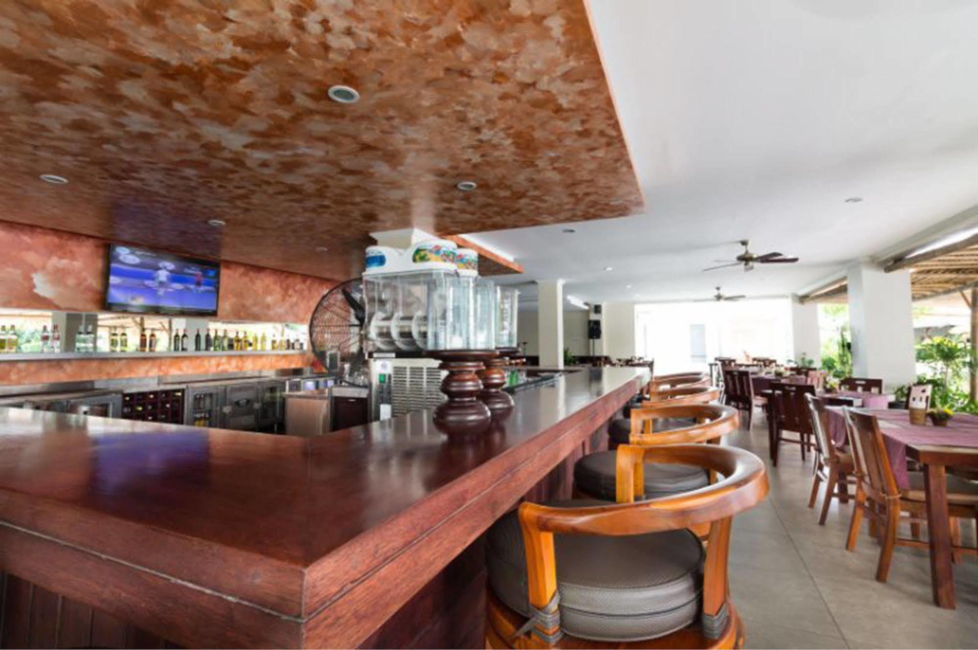 Peninsula Bay Hotel 5*