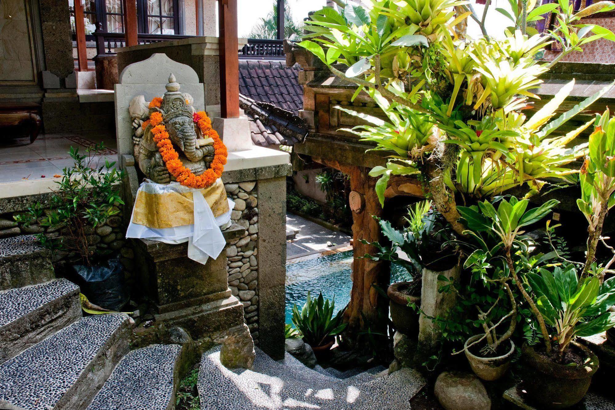 Gusti's Garden 2 Guest house 3*