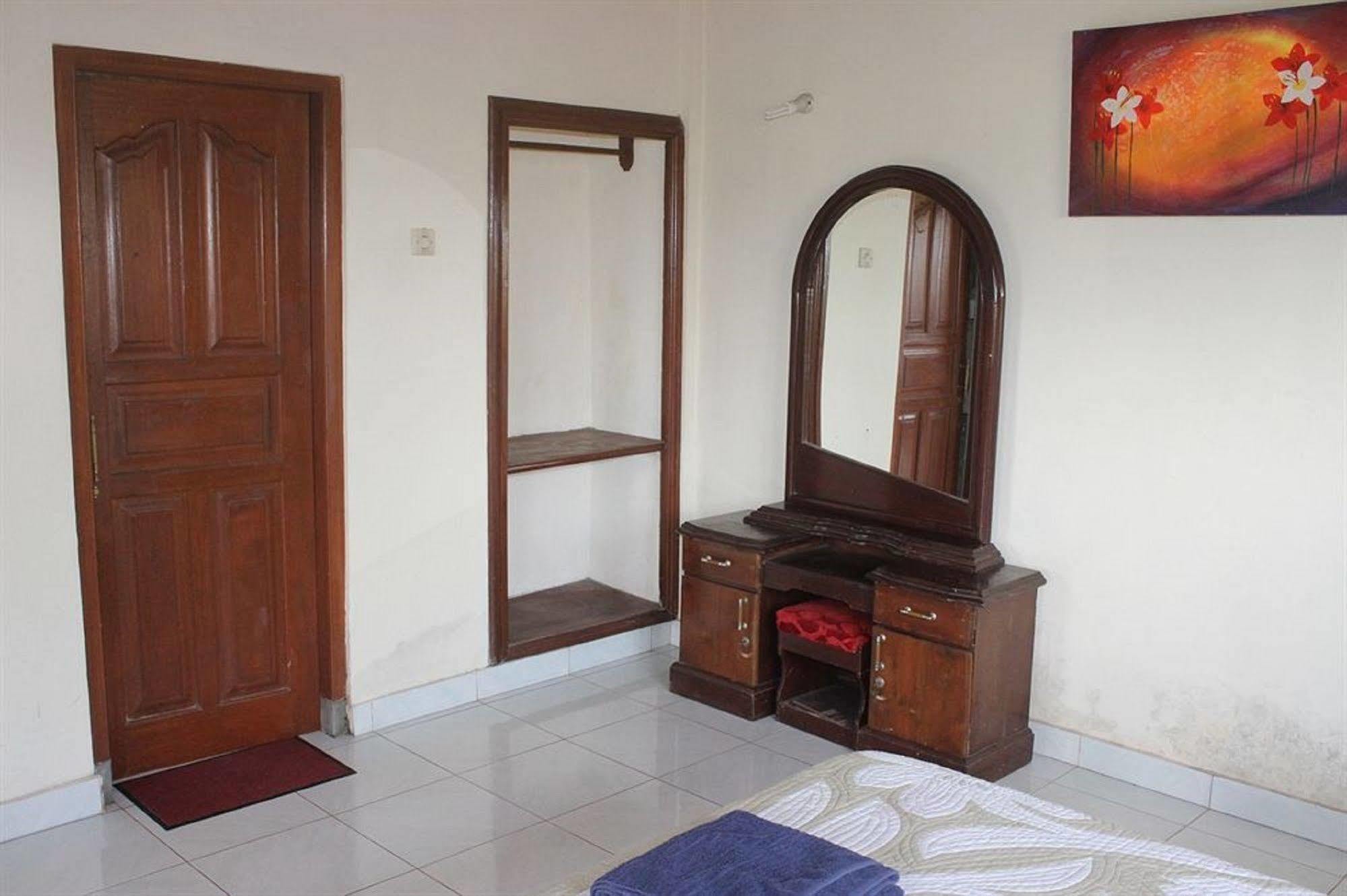 Gusti's Garden 2 Guest house