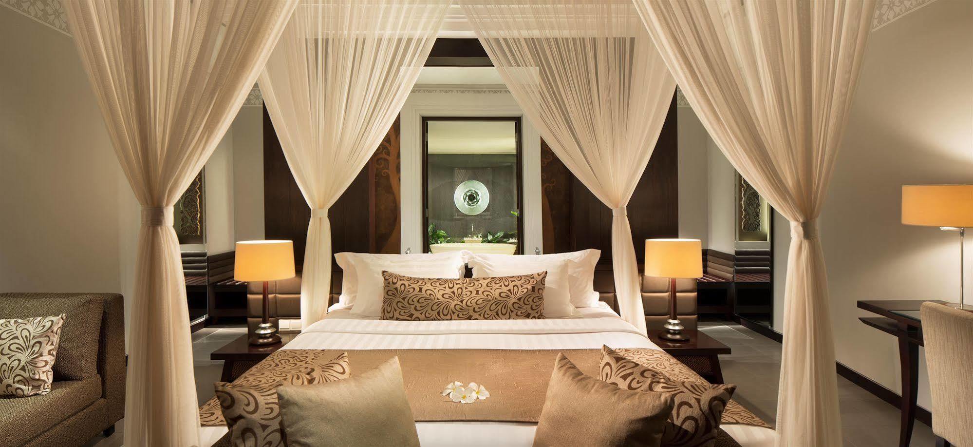 White Rose Kuta Resort, &
