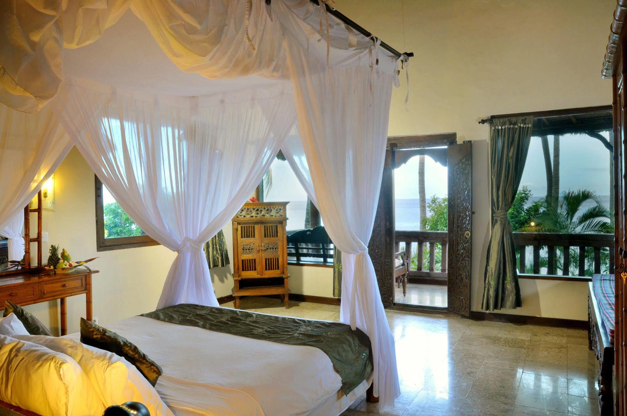 Coral View Holiday park 3*