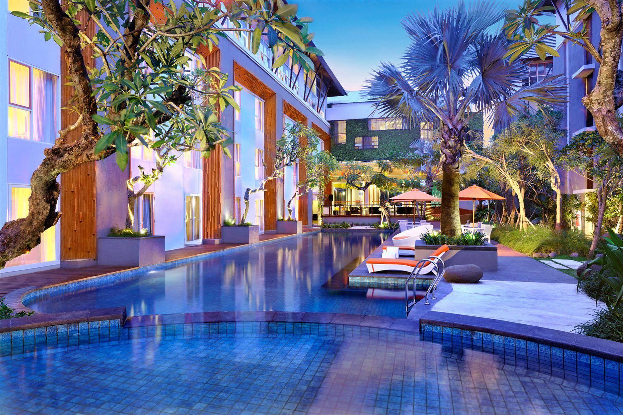 Harris & Residences Sunset Road Hotel Kuta (Bali)