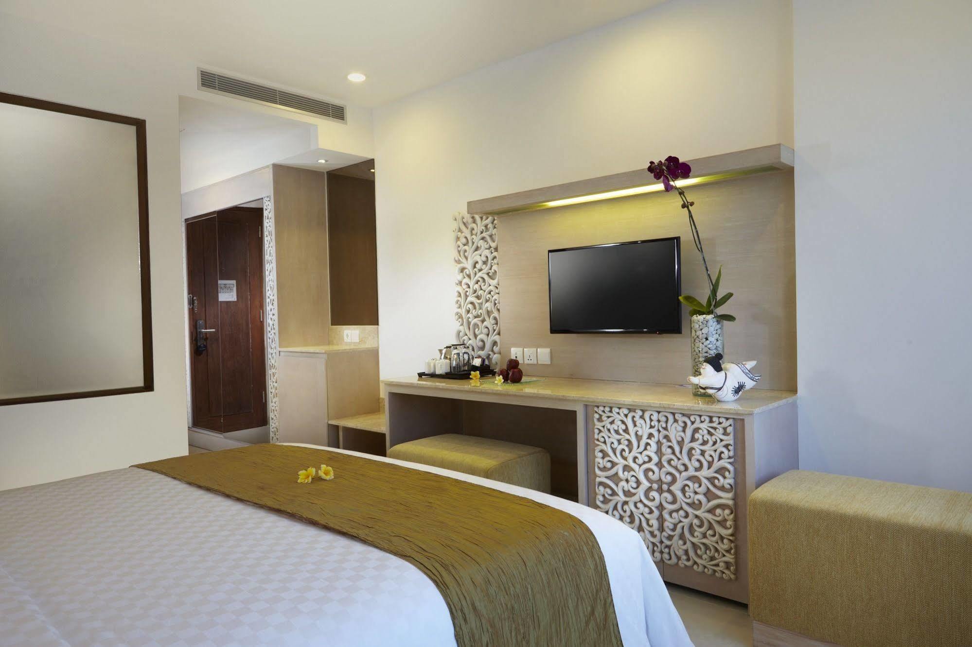 Kuta Angel - Luxurious Living 4*