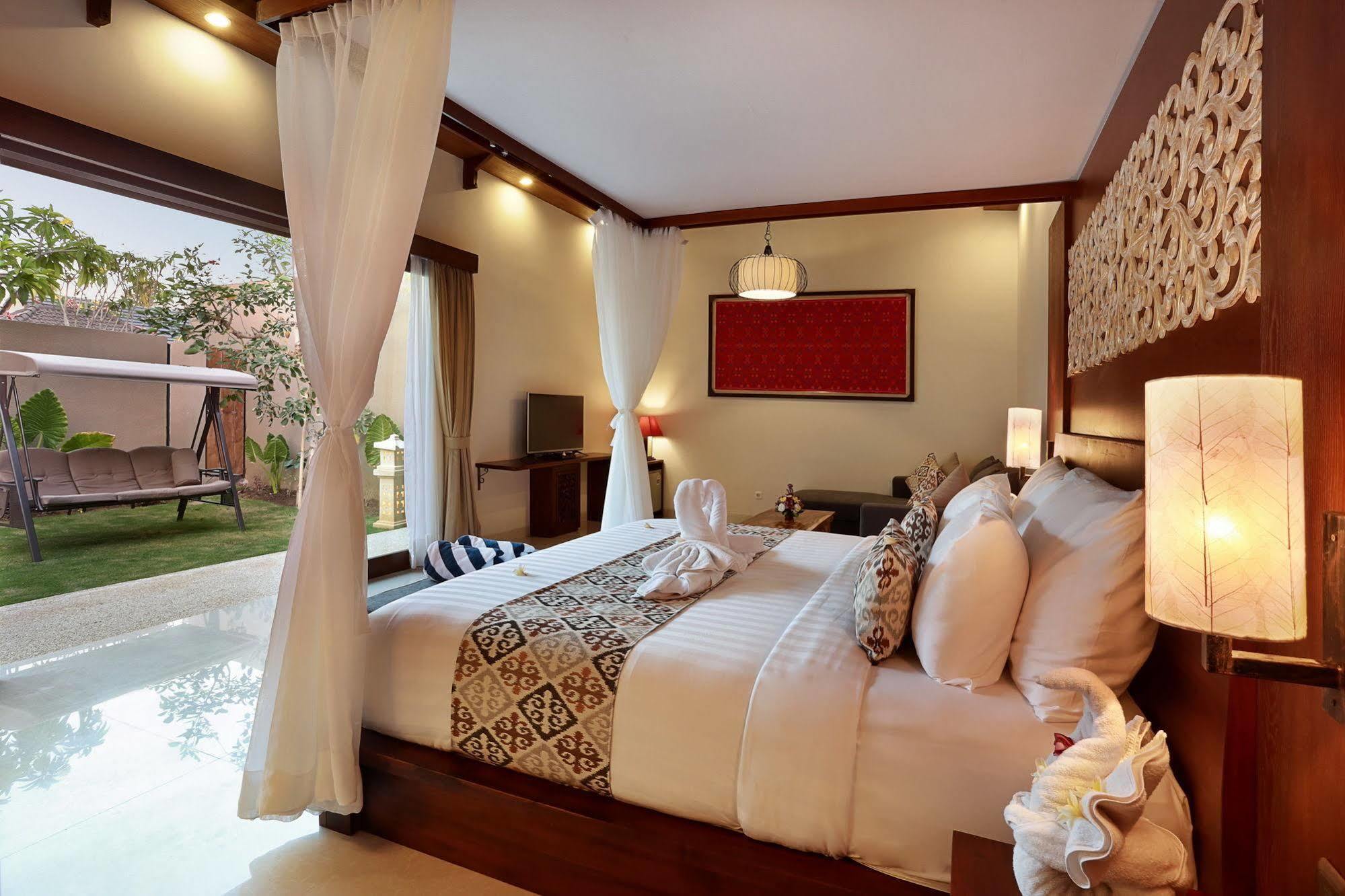 Lumbini And Hotel Jimbaran (Bali)