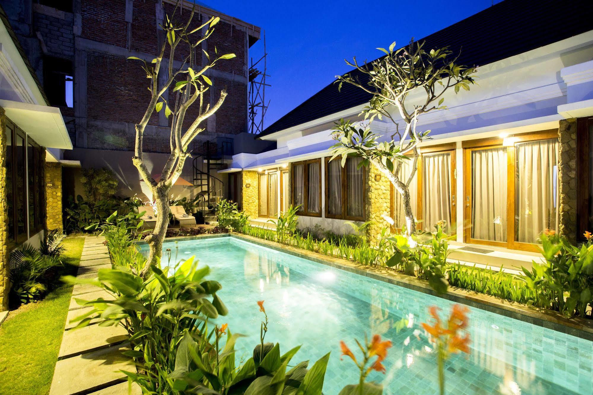 The Light Bali Villas Hotel 2*