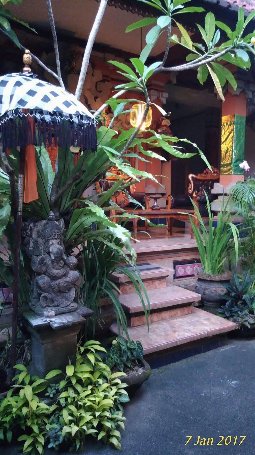 Praety Homestay *