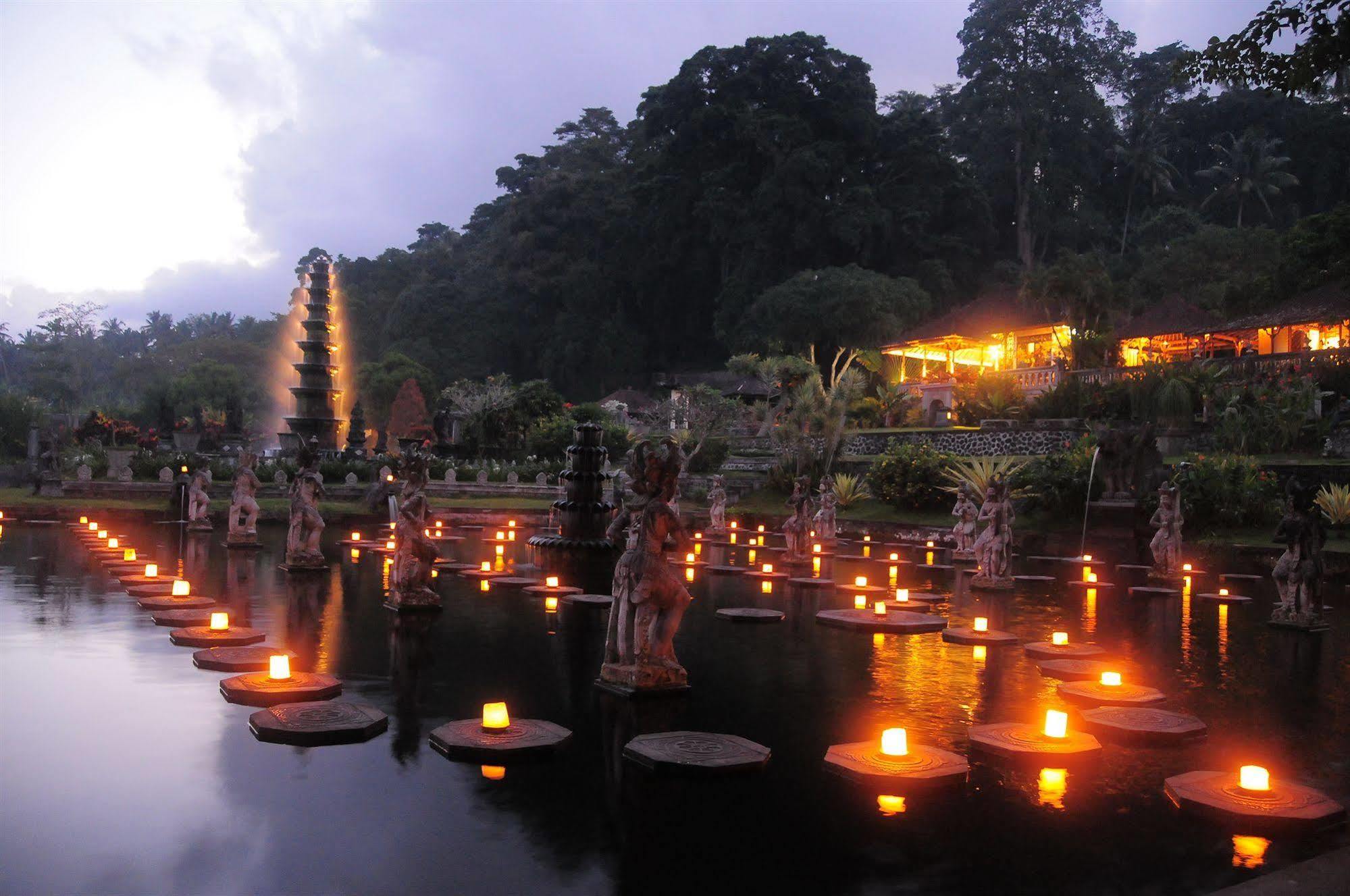 Tirta Ayu And Restaurant 4* Karangasem (Bali)