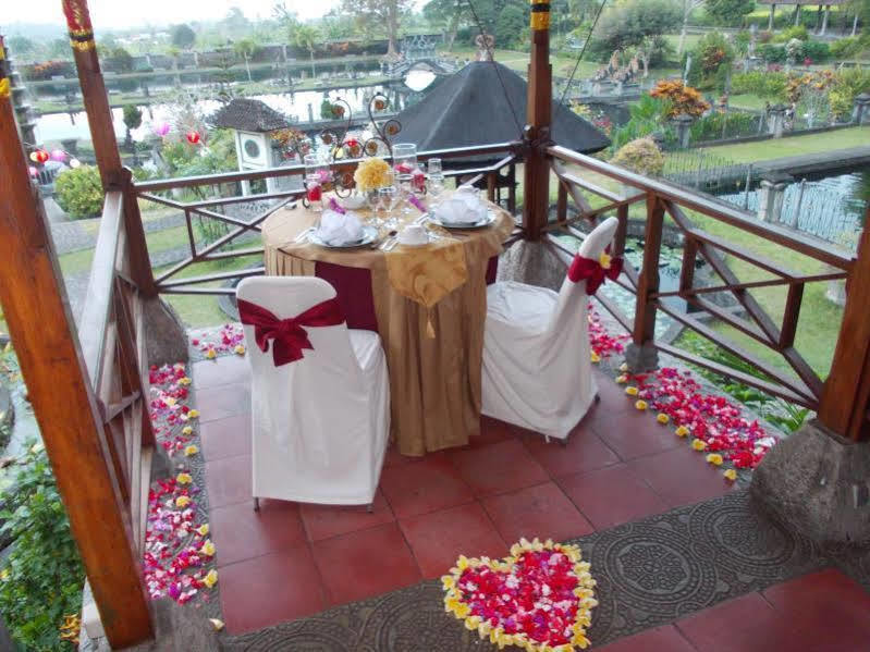 Tirta Ayu And Restaurant Karangasem (Bali)