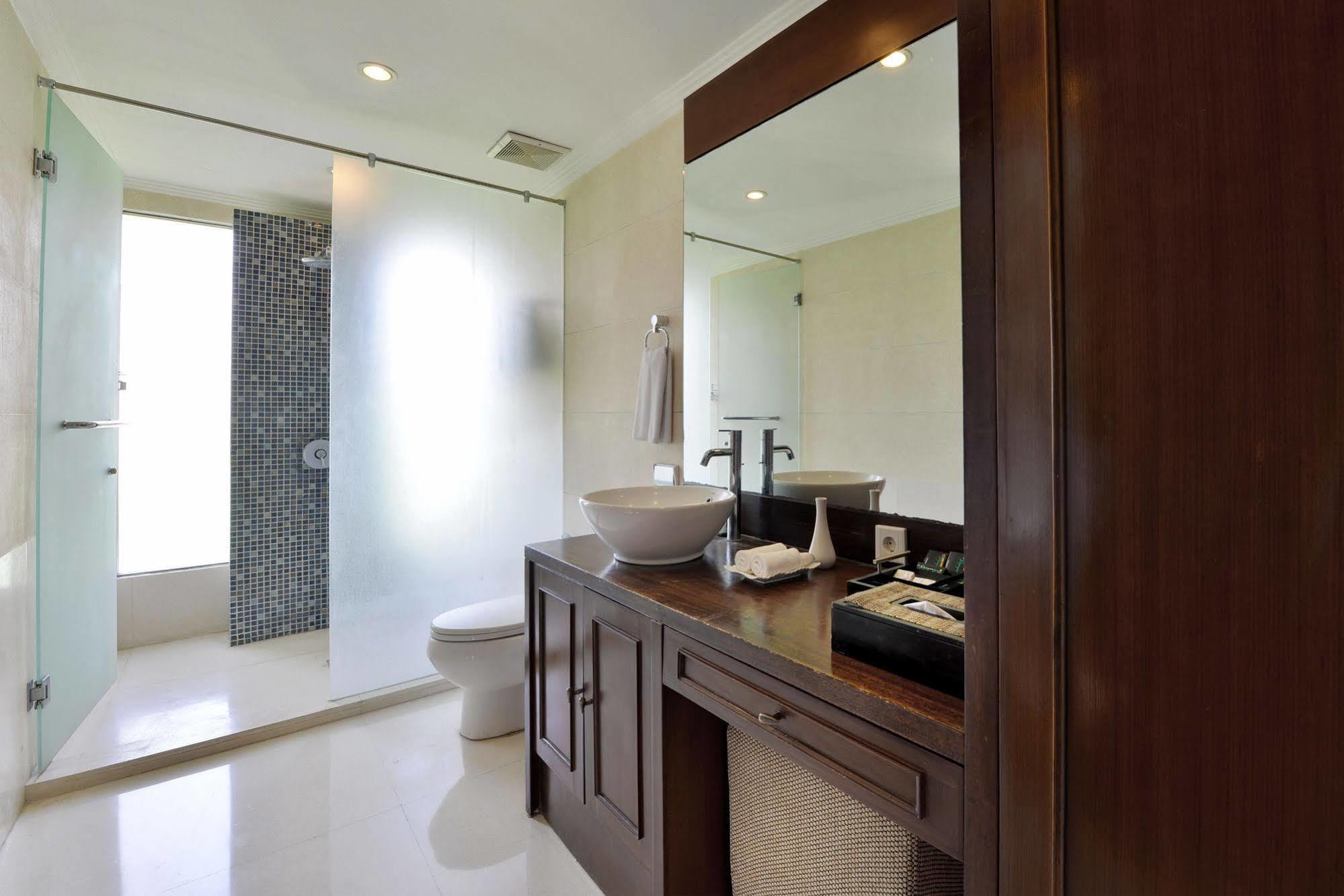 The Khayangan Dreams Villa,