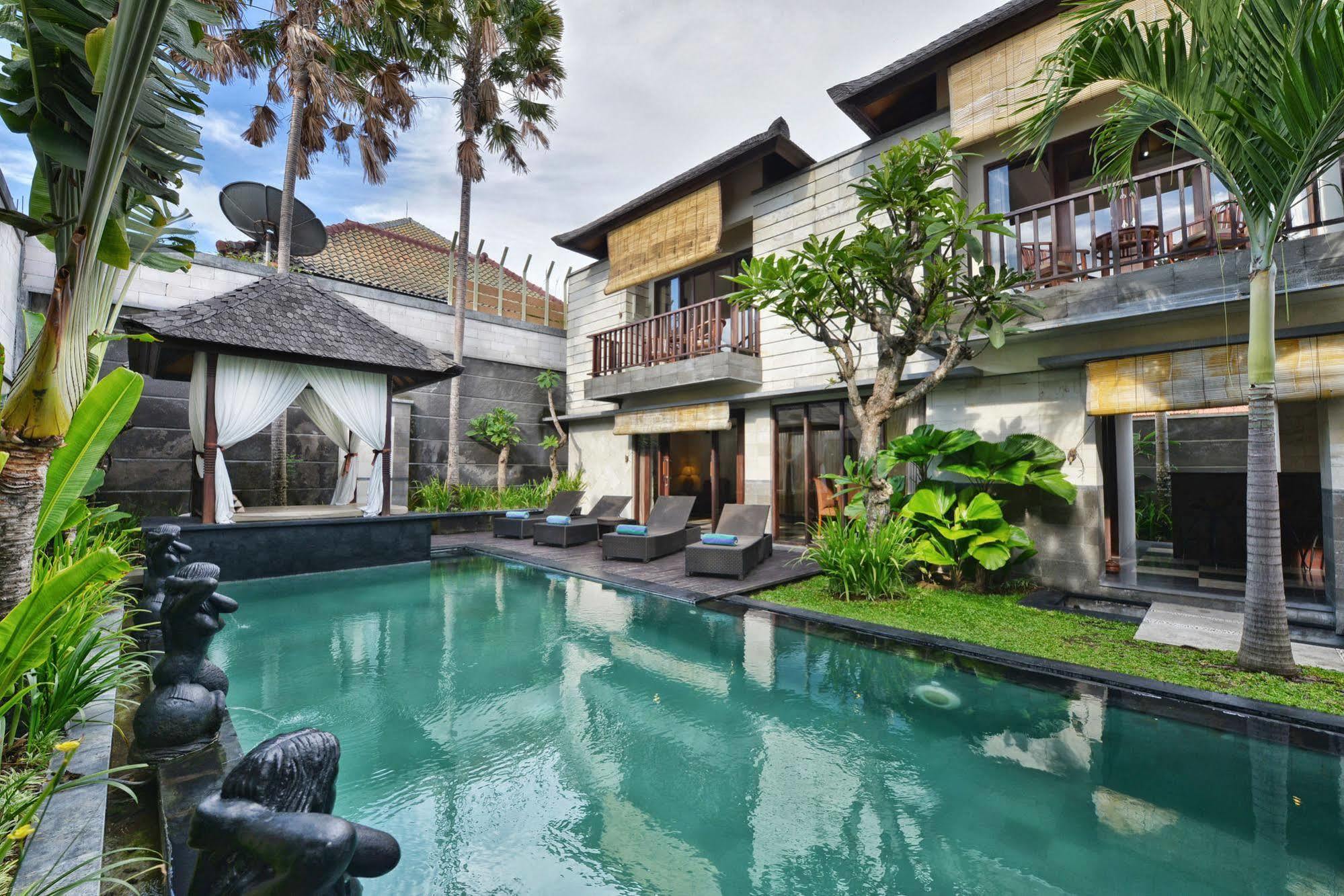 The Khayangan Dreams Villa, *