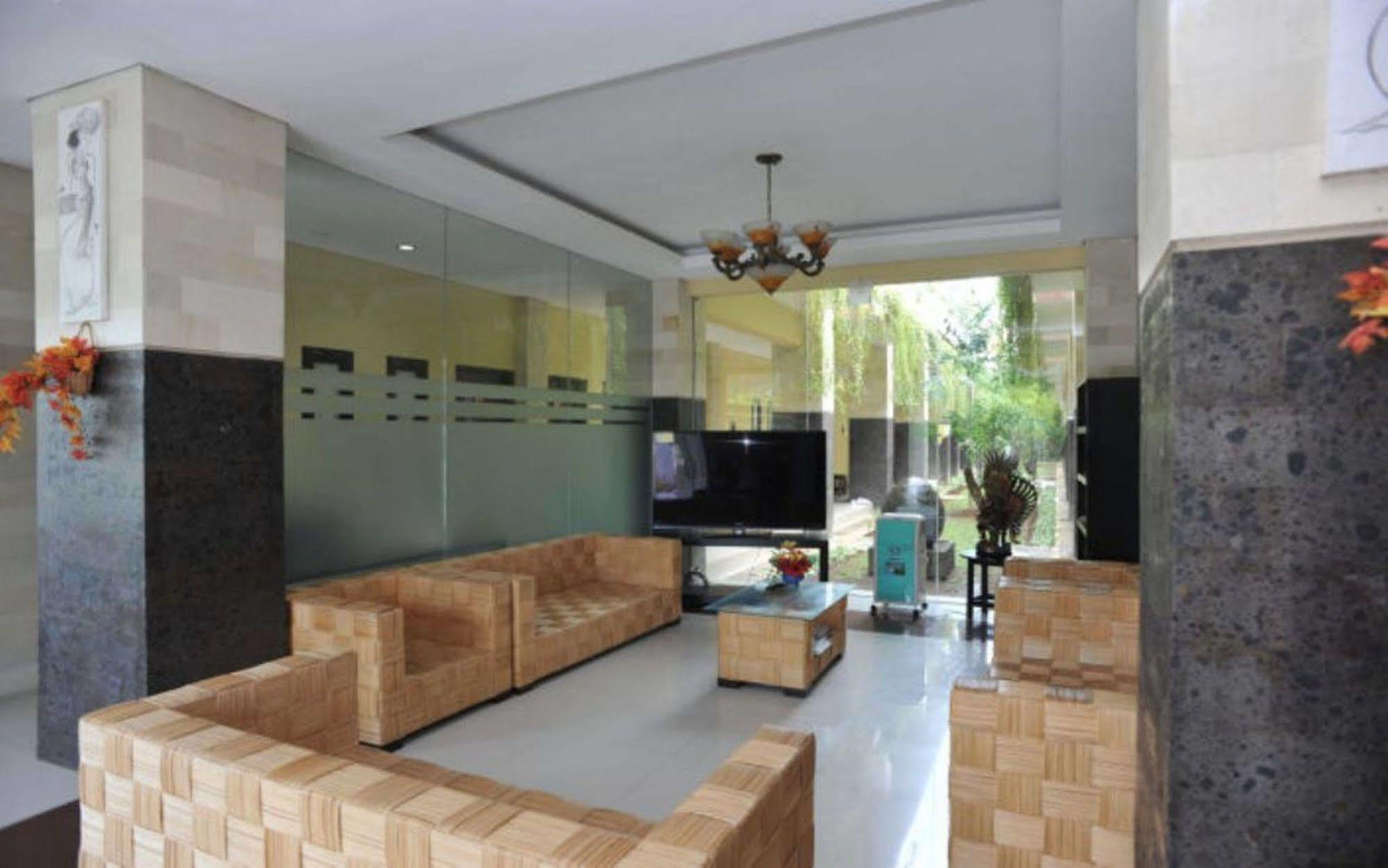 Hotel Bali Mega 3*
