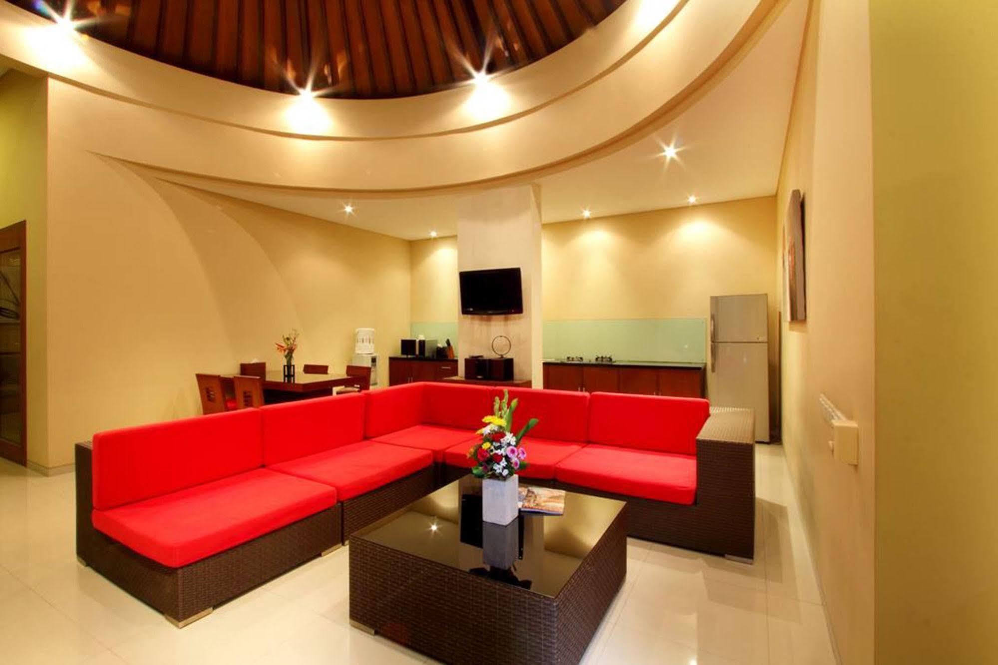 Oval Bali Villa Seminyak (Bali)