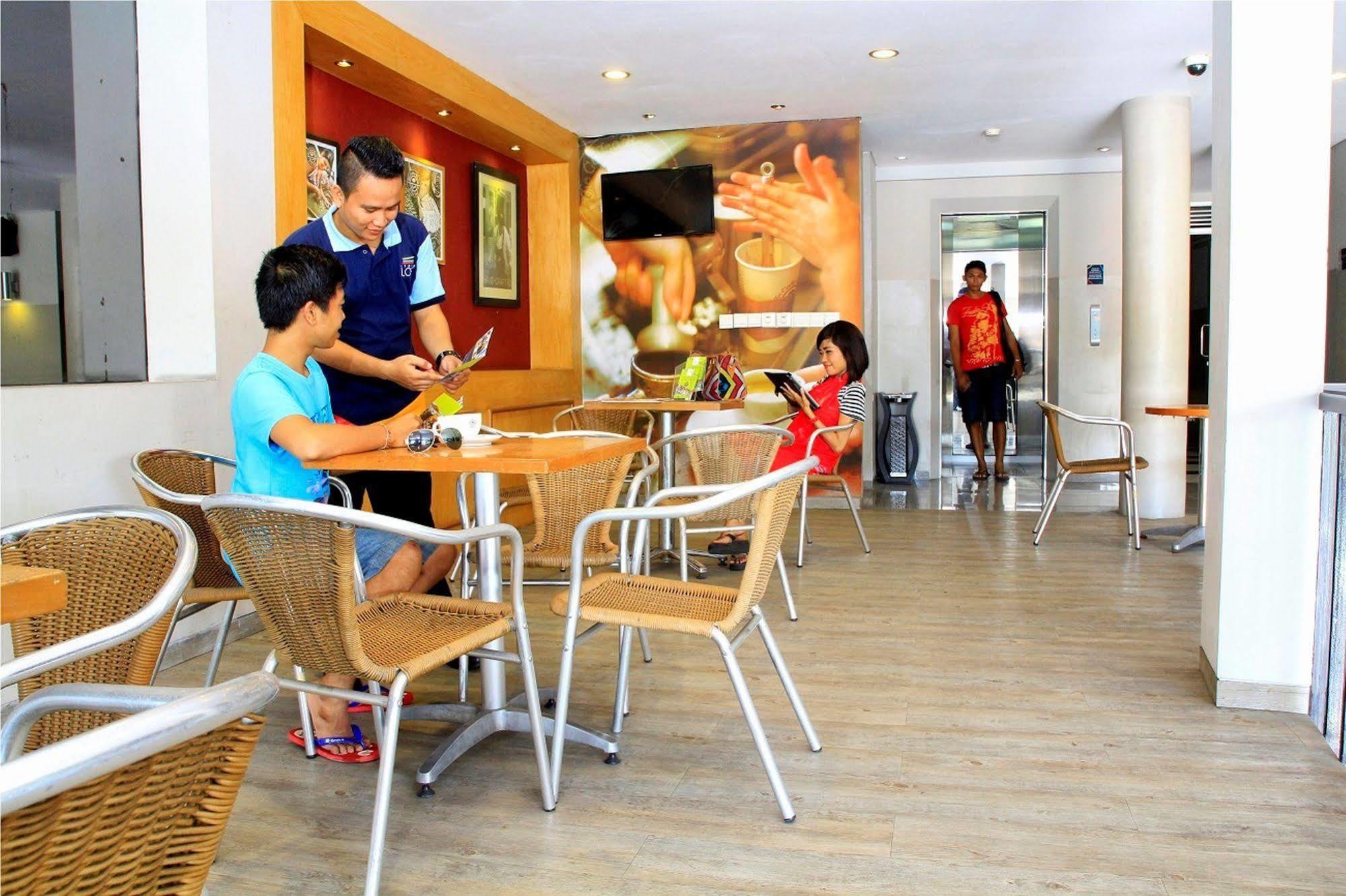 Hotel Loft Bali 2*