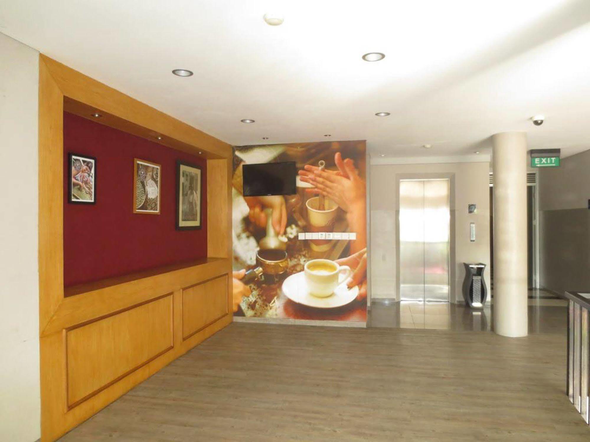 Hotel Loft Bali 2*
