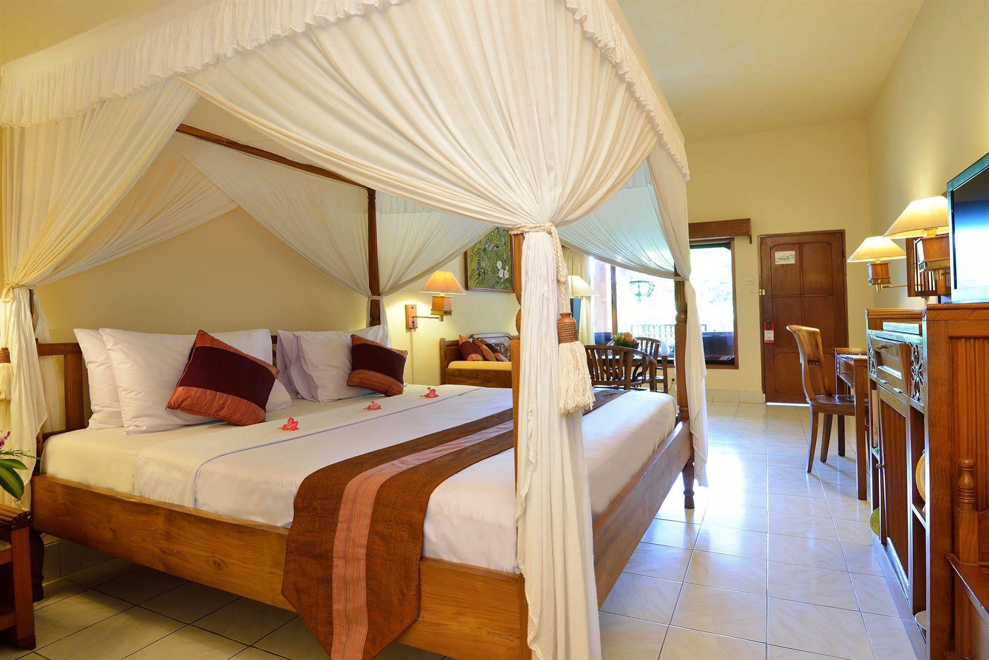 Diwangkara & 3* Sanur (Bali)