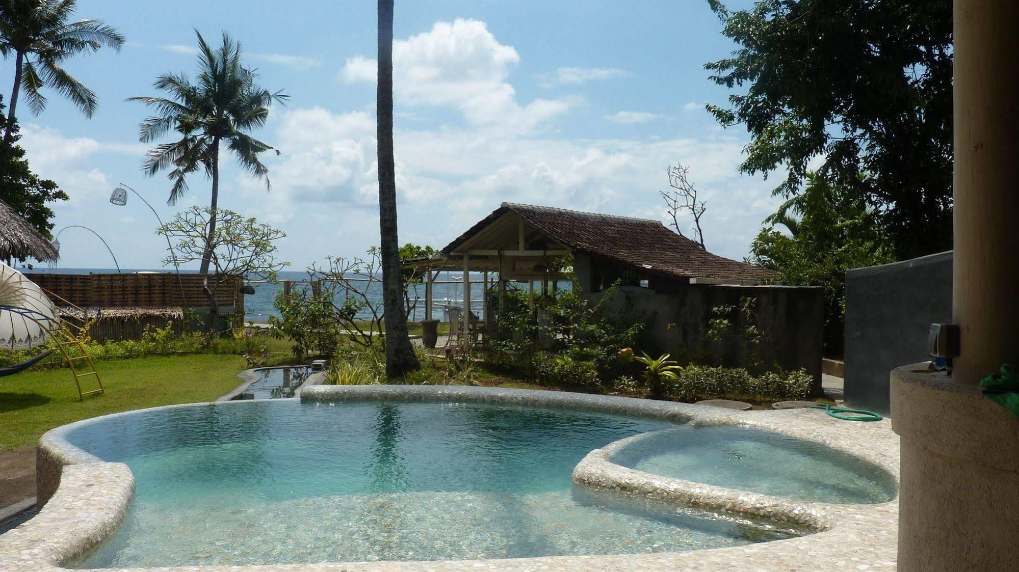 Lilin Holiday park Lovina (Bali)