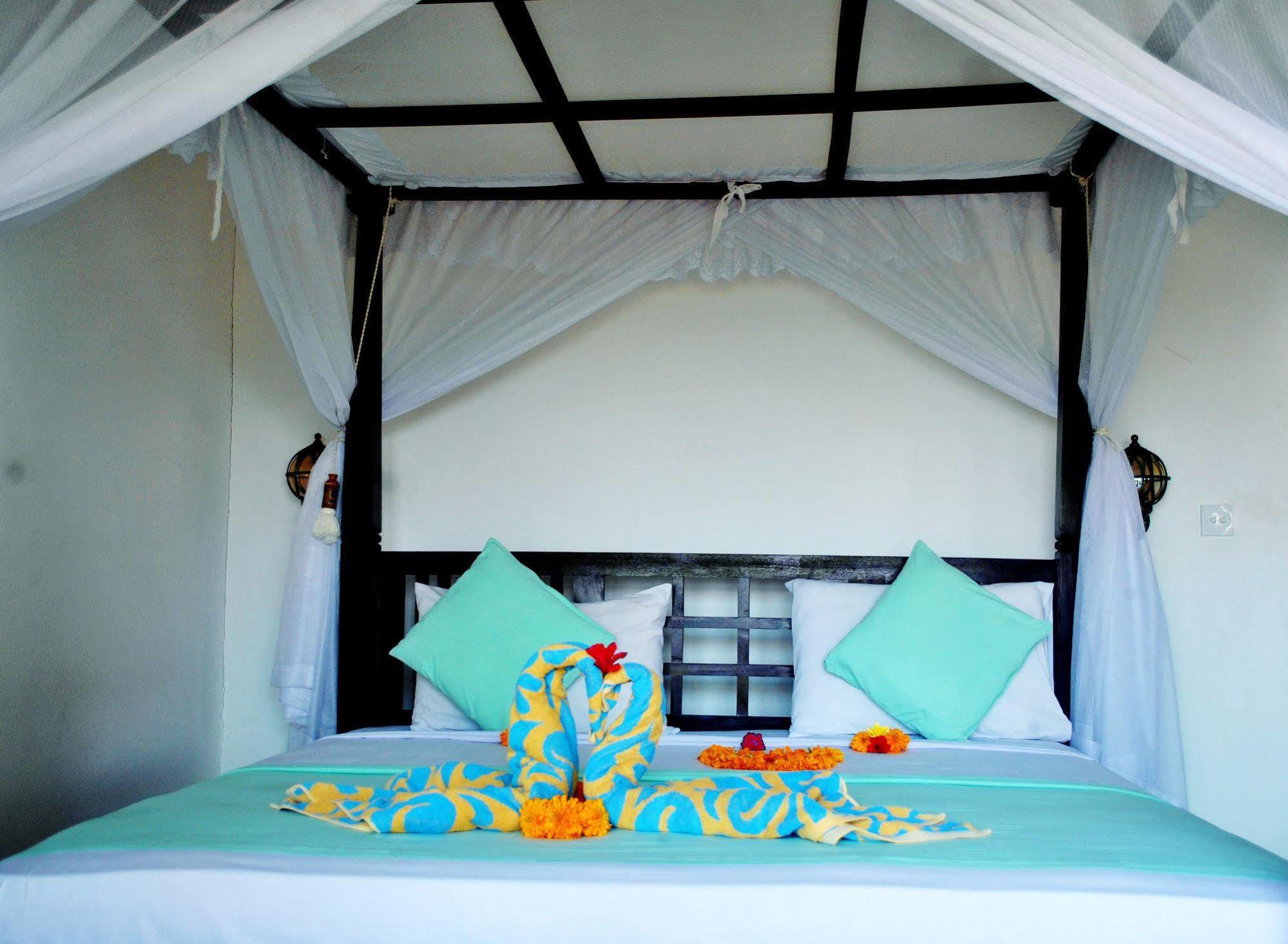 Titi Sedana Amed (Bali)