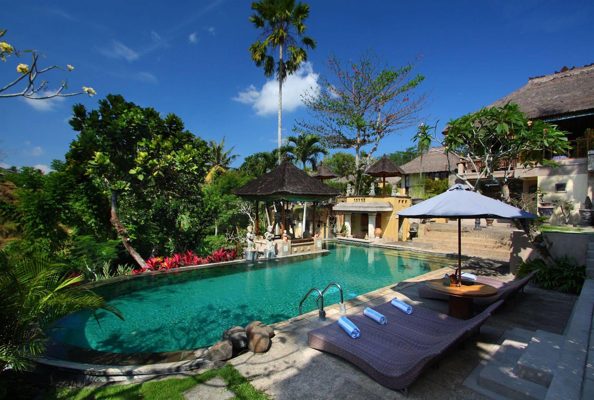 Resor Alam Puri Art Museum & 4*