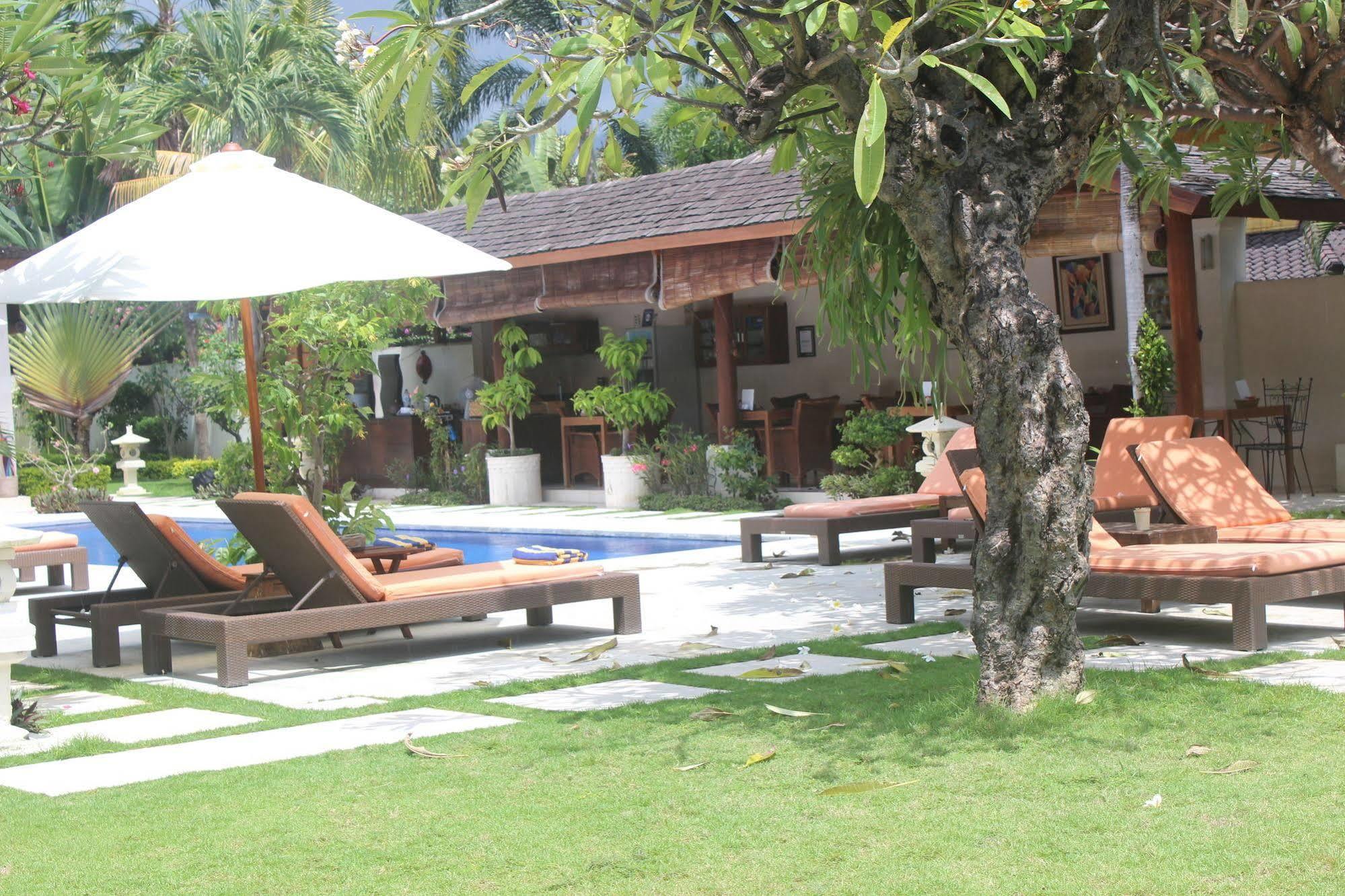 Frangipani Guest house 3*