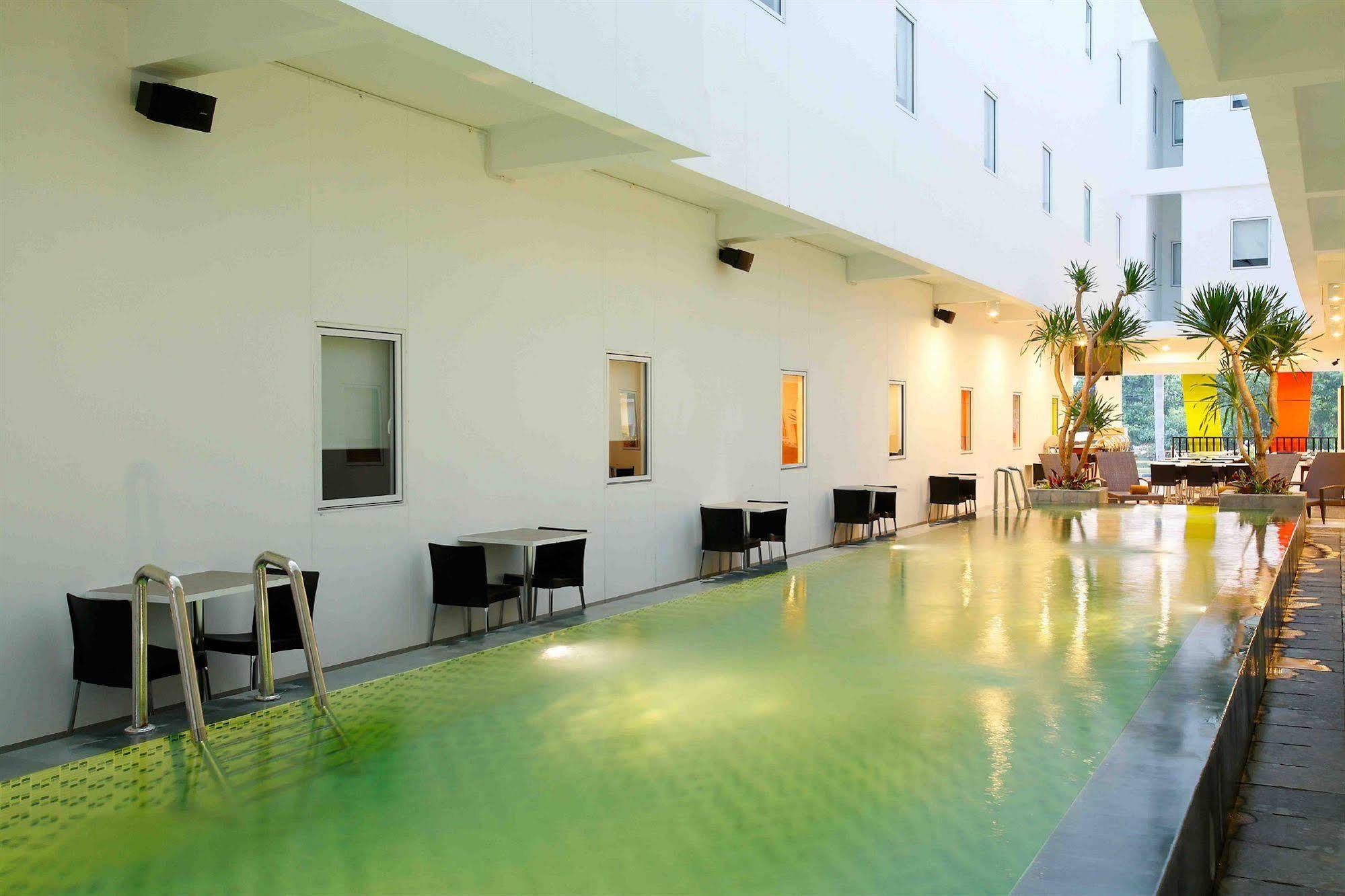 Amaris Sunset Road - Bali 2*
