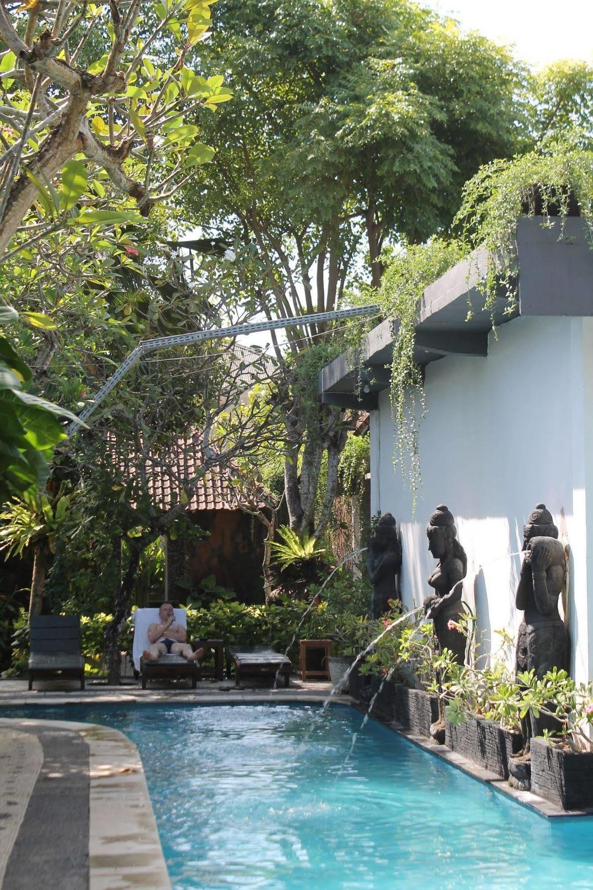Wisma tamu Alam Bali 3*