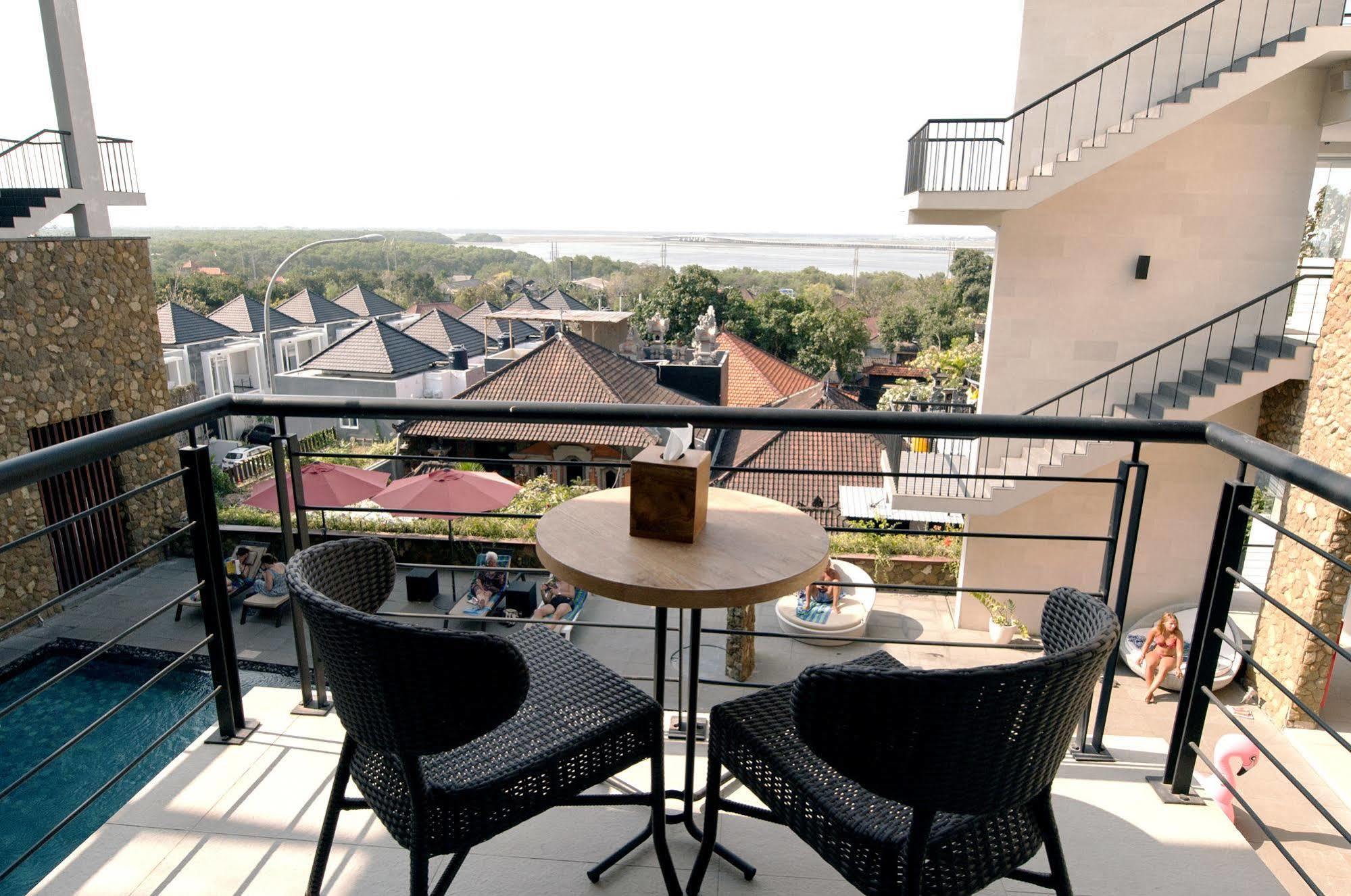 Hotel Mahogany 4*