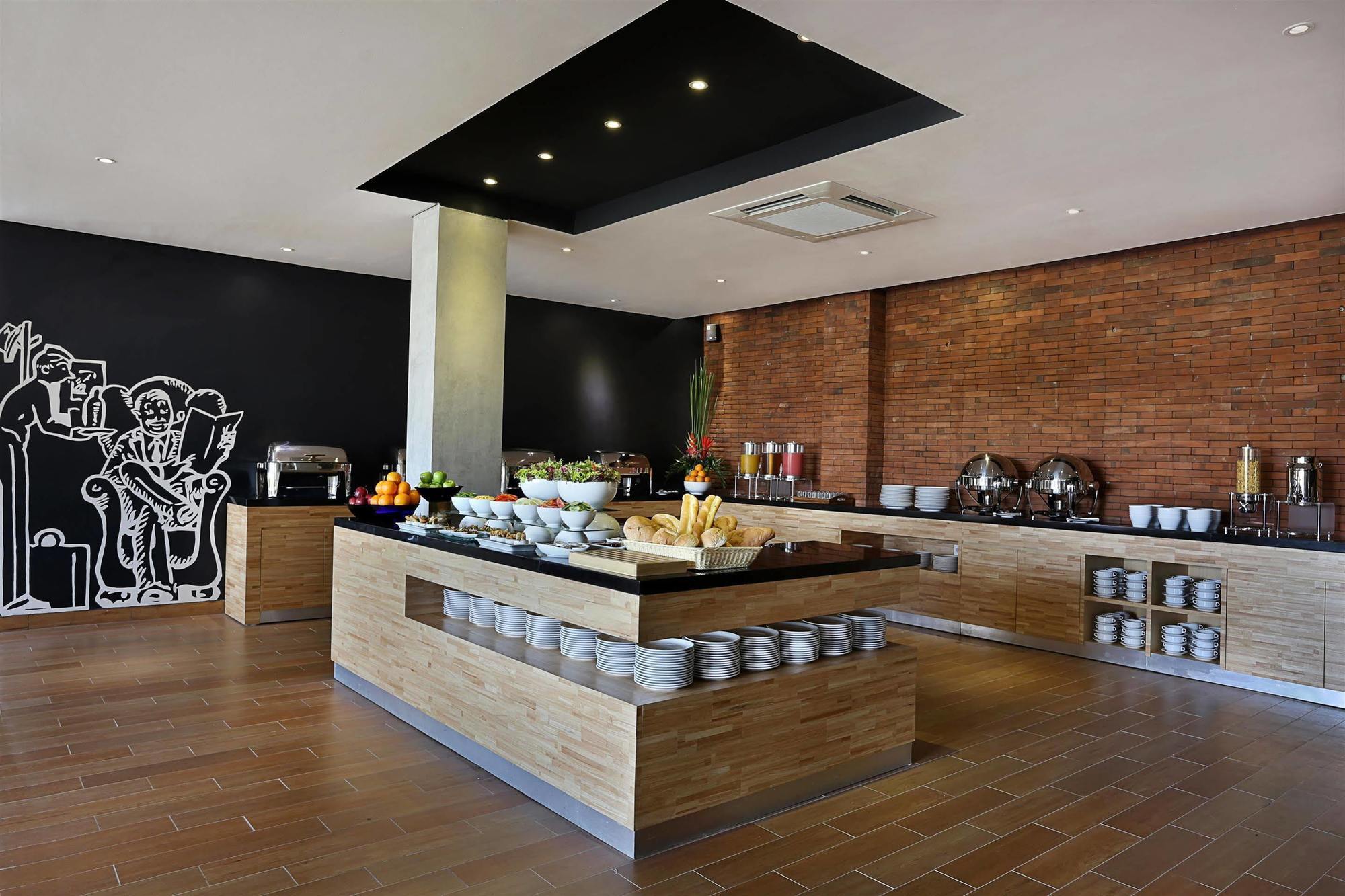 Azana Boutique 3*