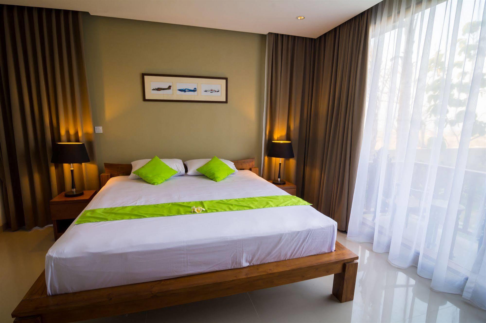 Sea View Villa *