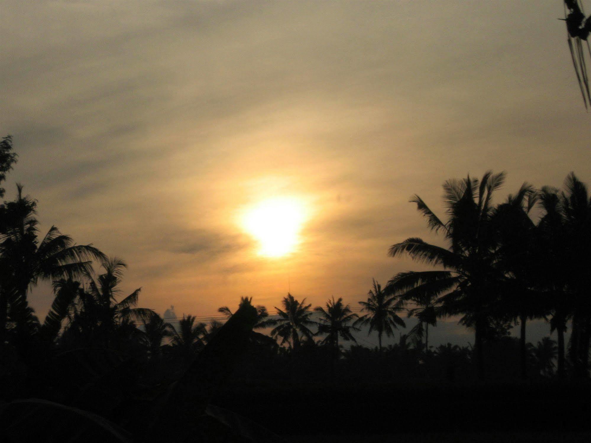 Terang Bulan Taman liburan 2*