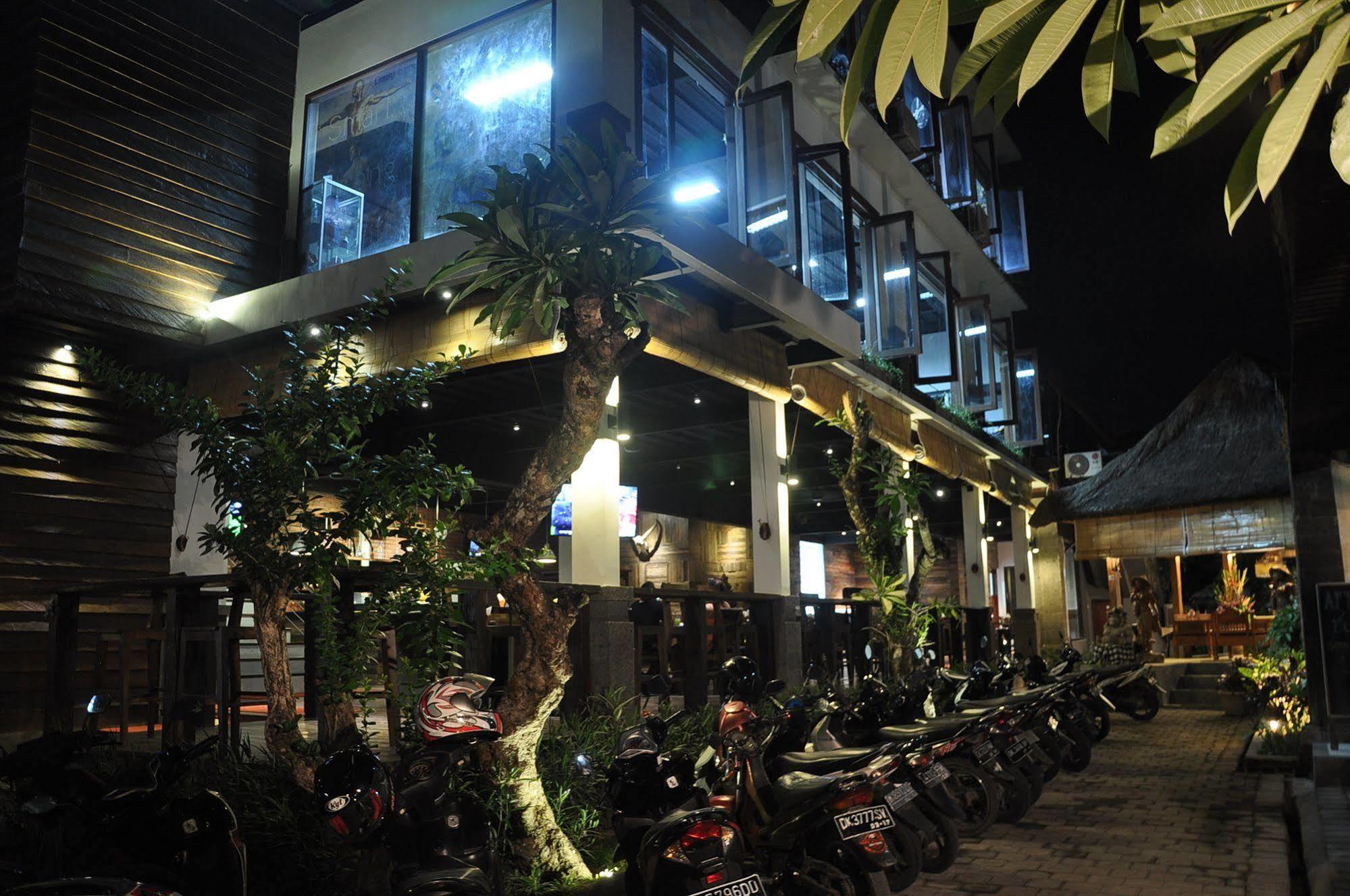 Villa Putu Bali & *
