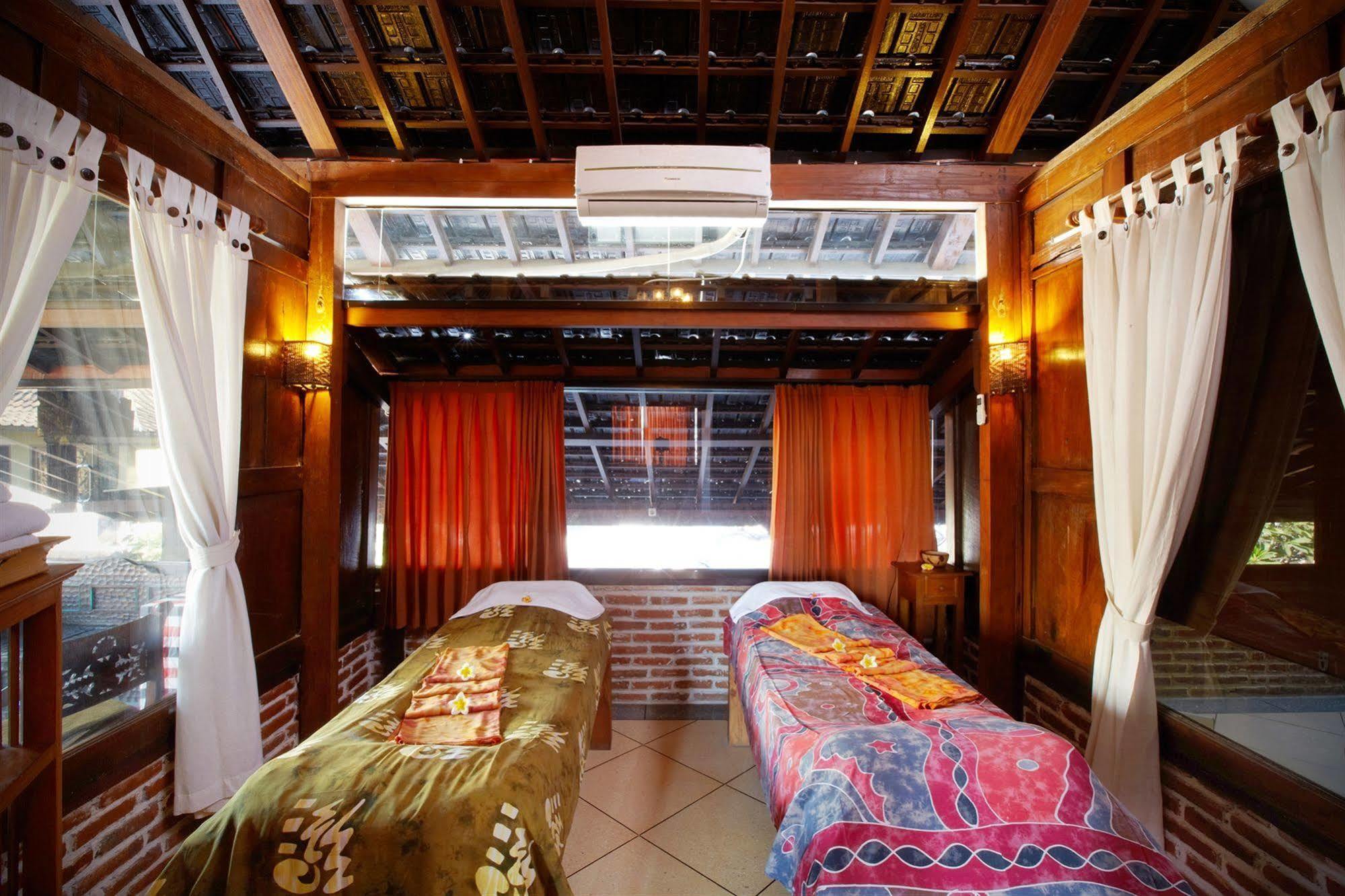 Putu Bali & Villa