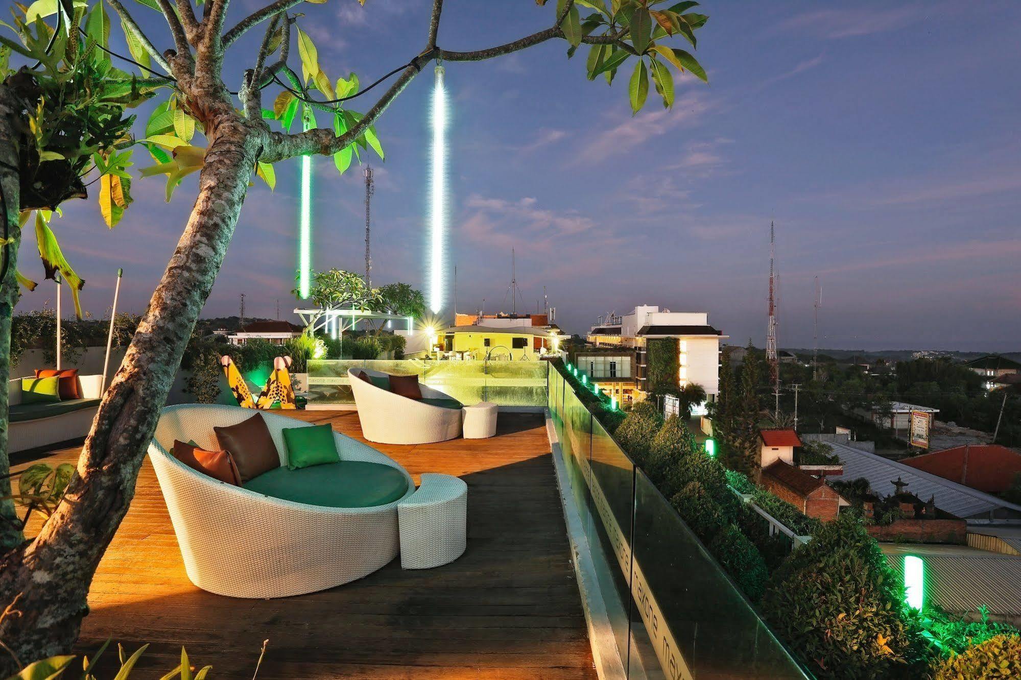Hotel Maxonehotels At Bukit Jimbaran (Bali)