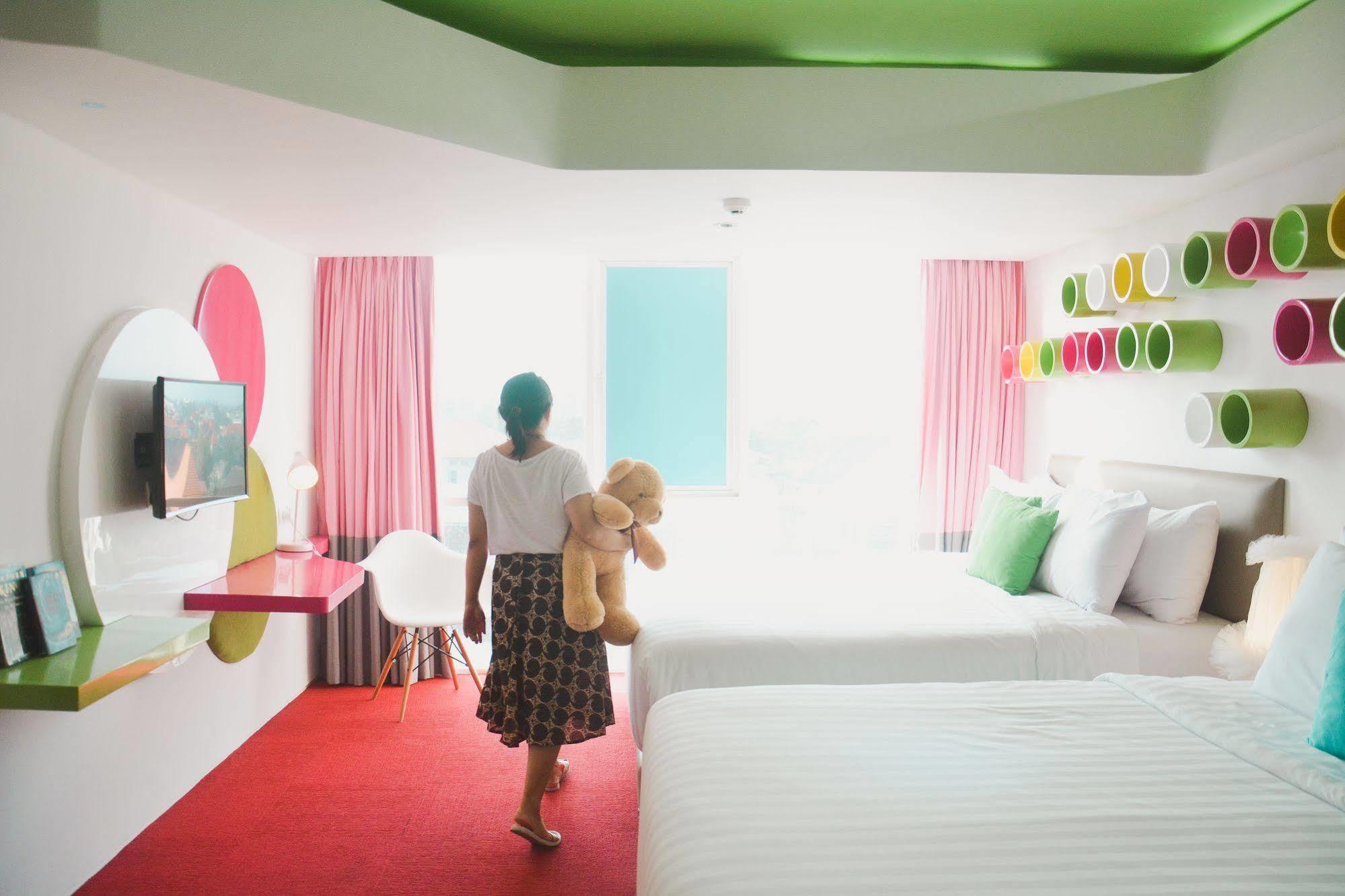 Berry Glee Thematic 4* Kuta (Bali)