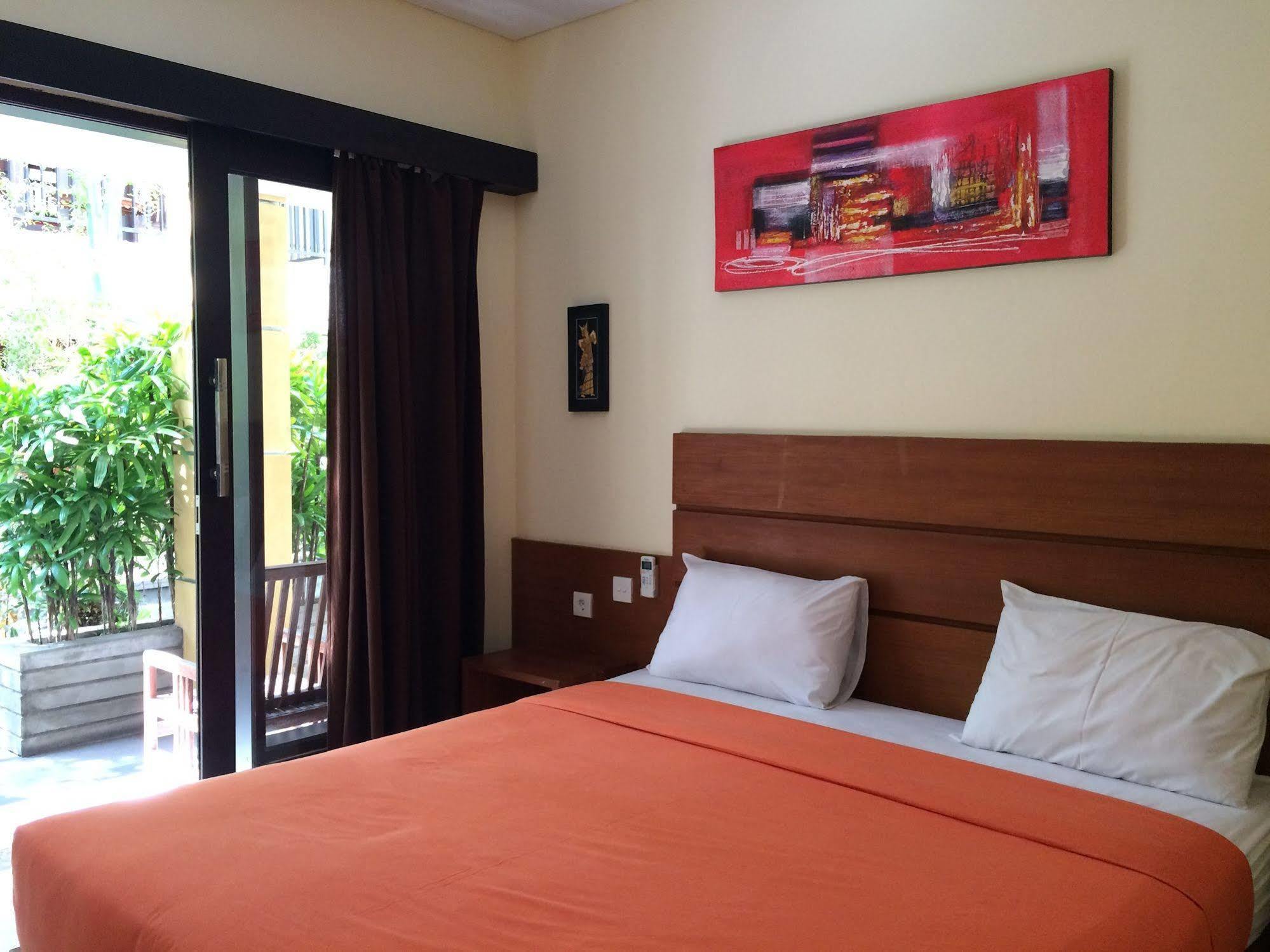 Wisma tamu Kondra Premiere Kuta
