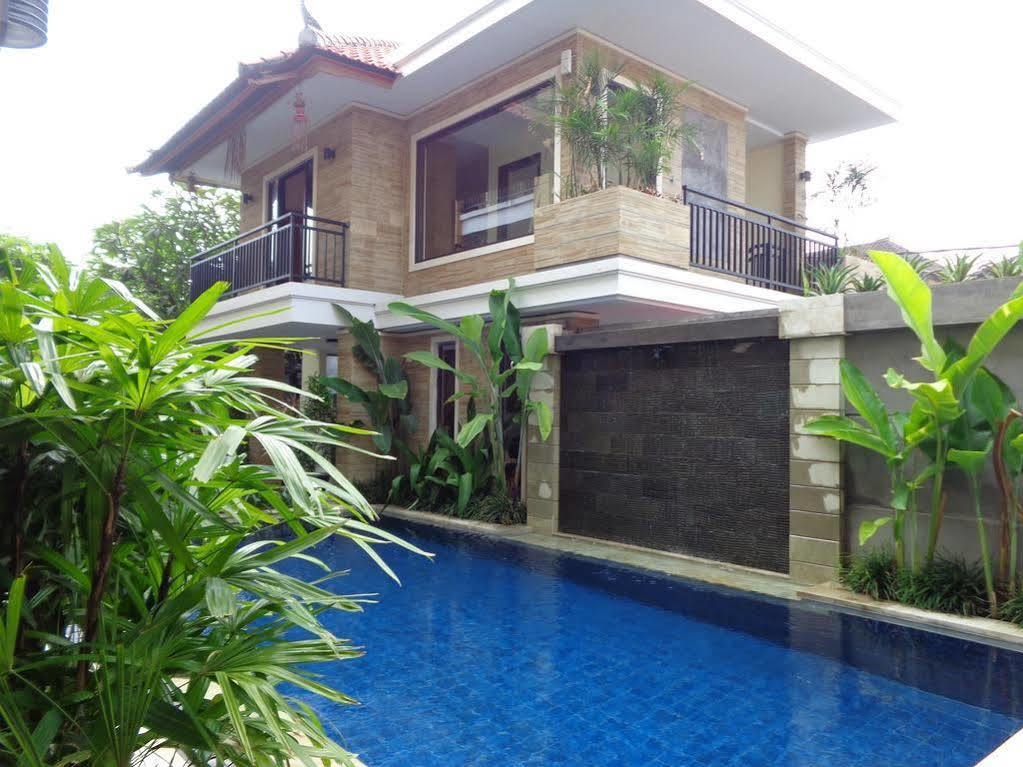 Kondra Premiere Kuta 2*