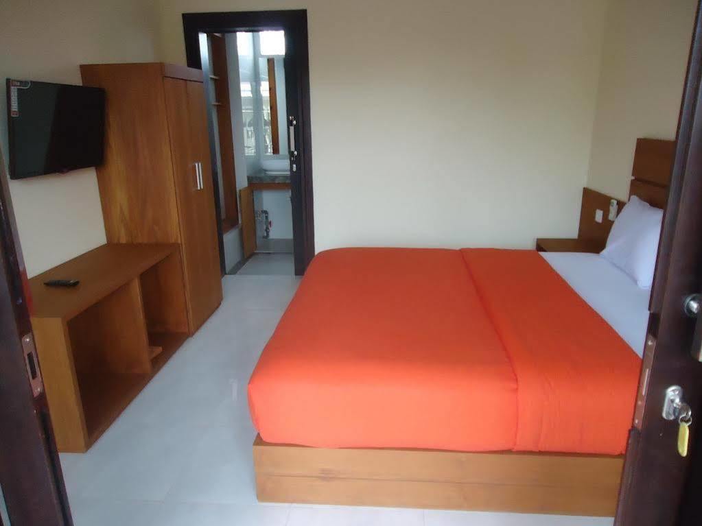 Kondra Premiere Kuta Wisma tamu