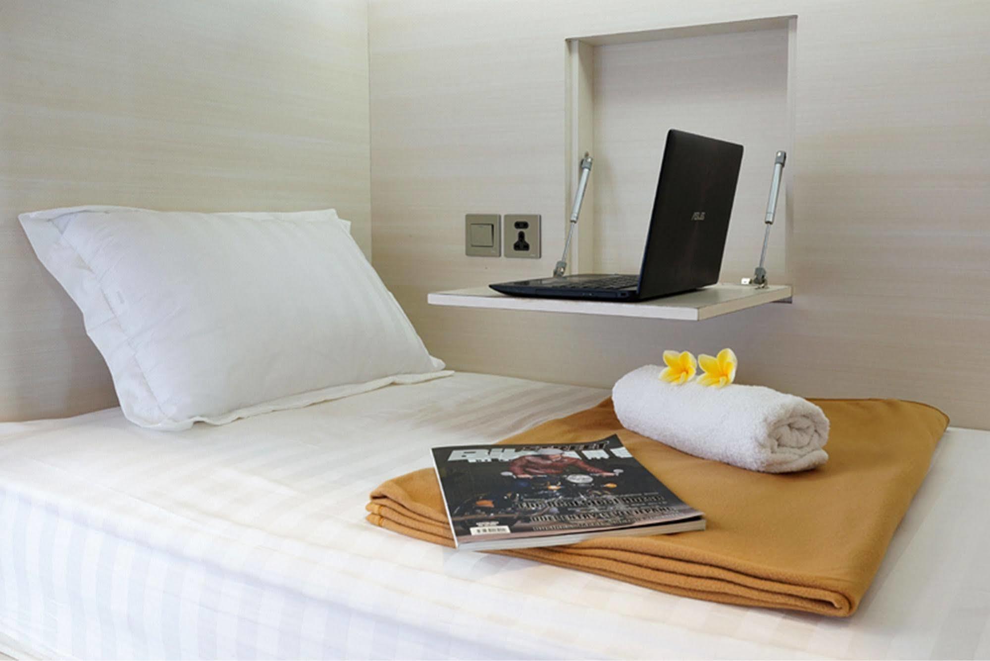 Amazing Cabin Hostel Kuta (Bali)