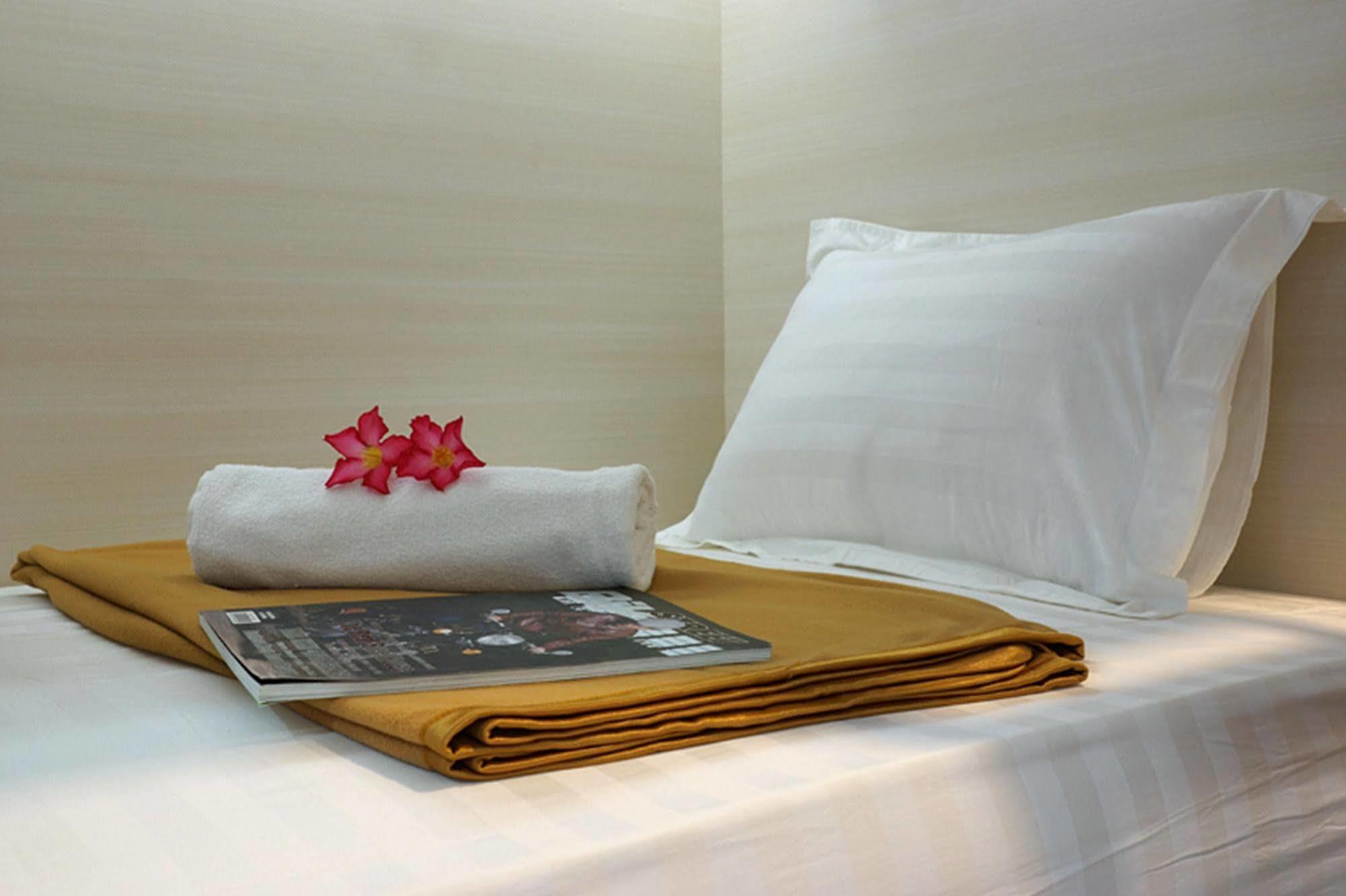 Amazing Cabin Hostel Kuta (Bali)