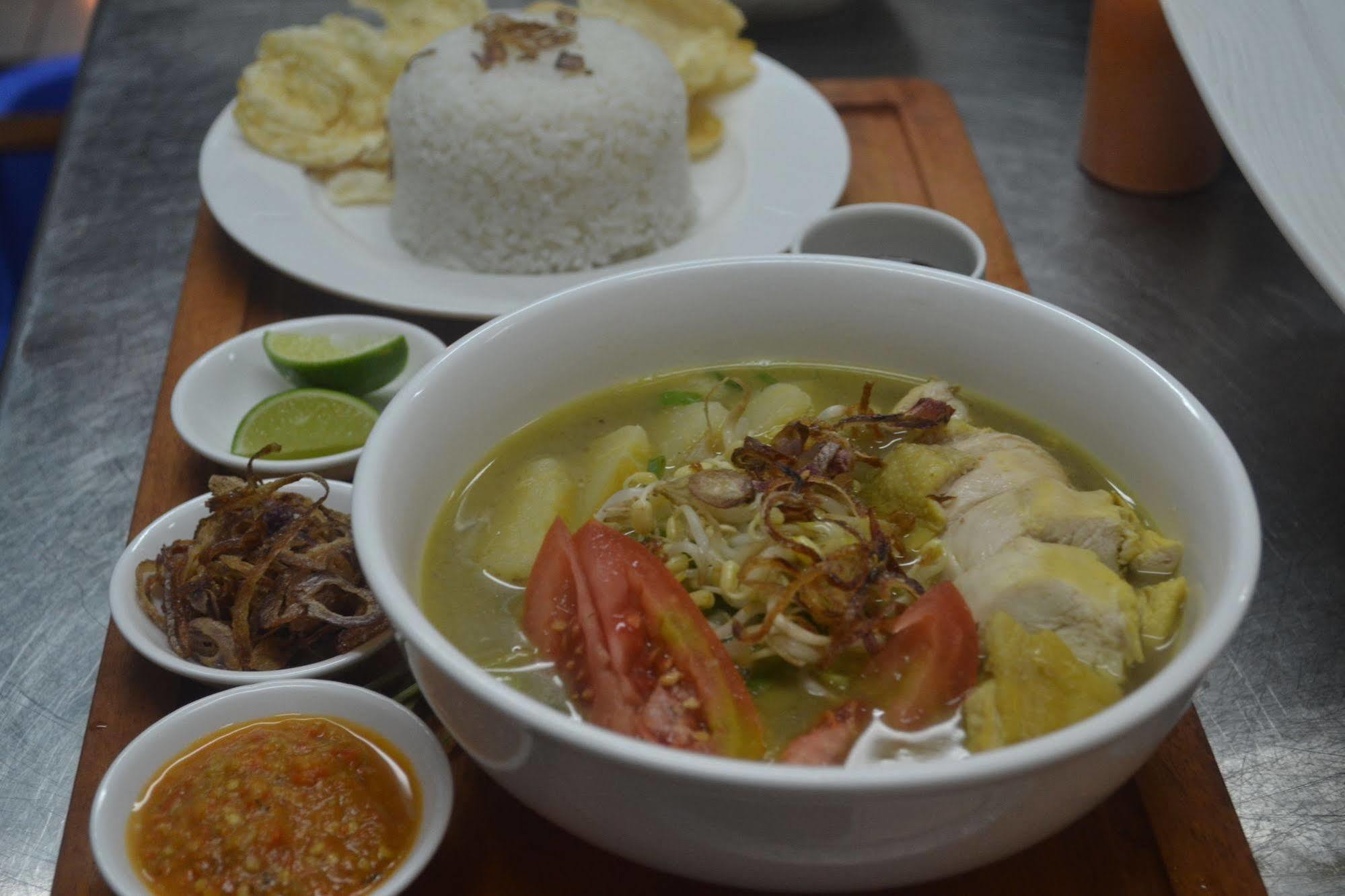 Fairfield By Marriott Bali South Kuta Hotel