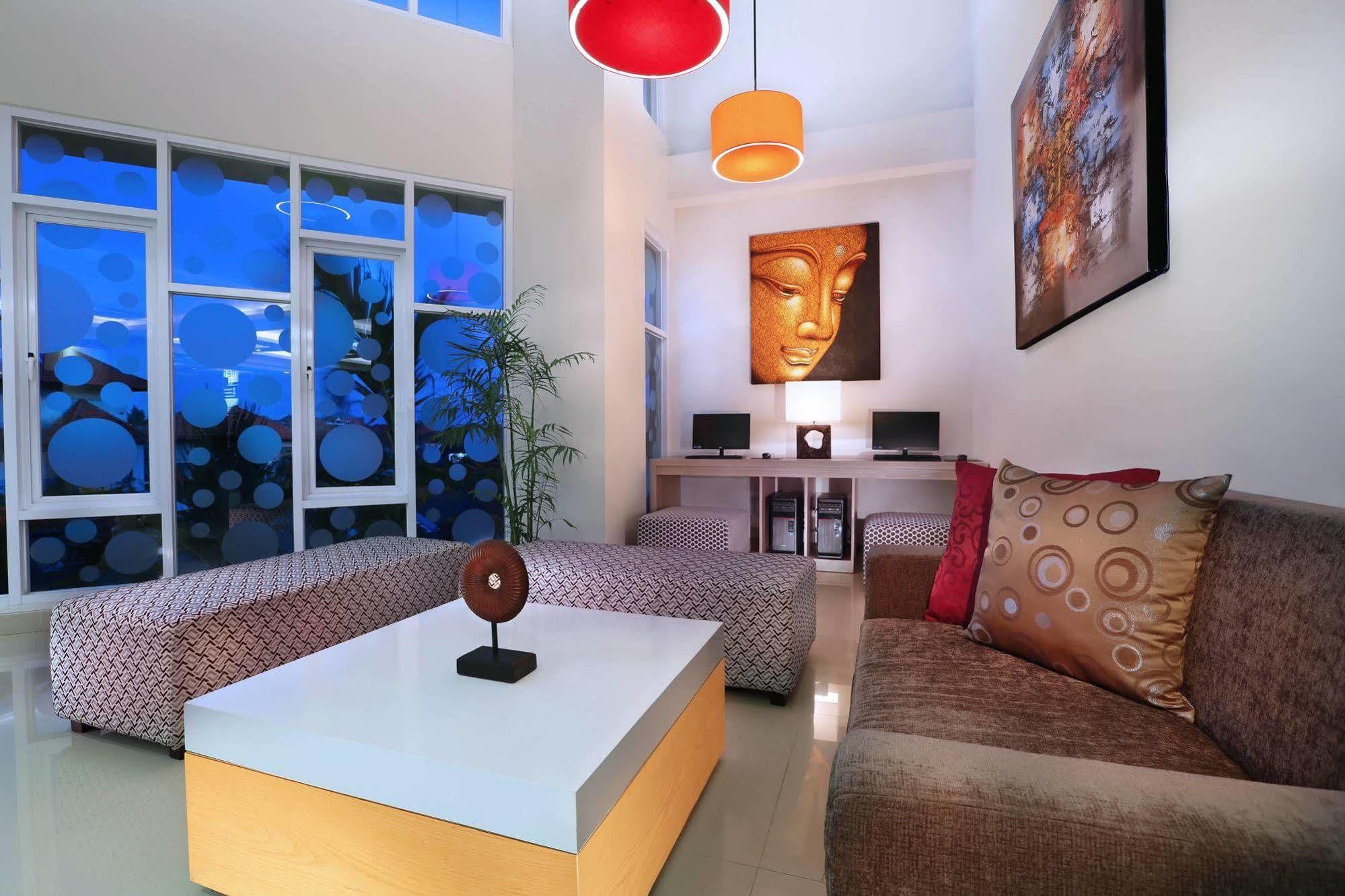 Neo By Aston Hotel 3*
