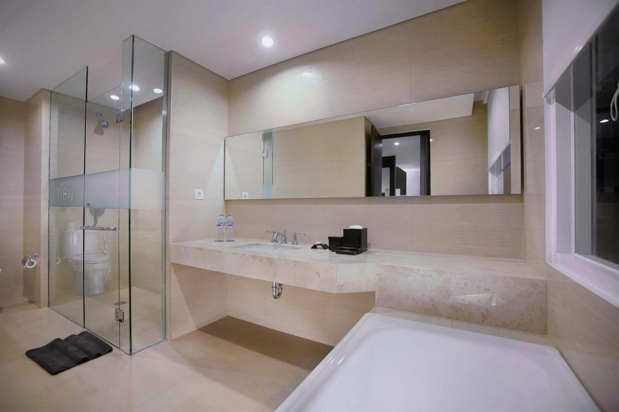 Neo By Aston Hotel 3*
