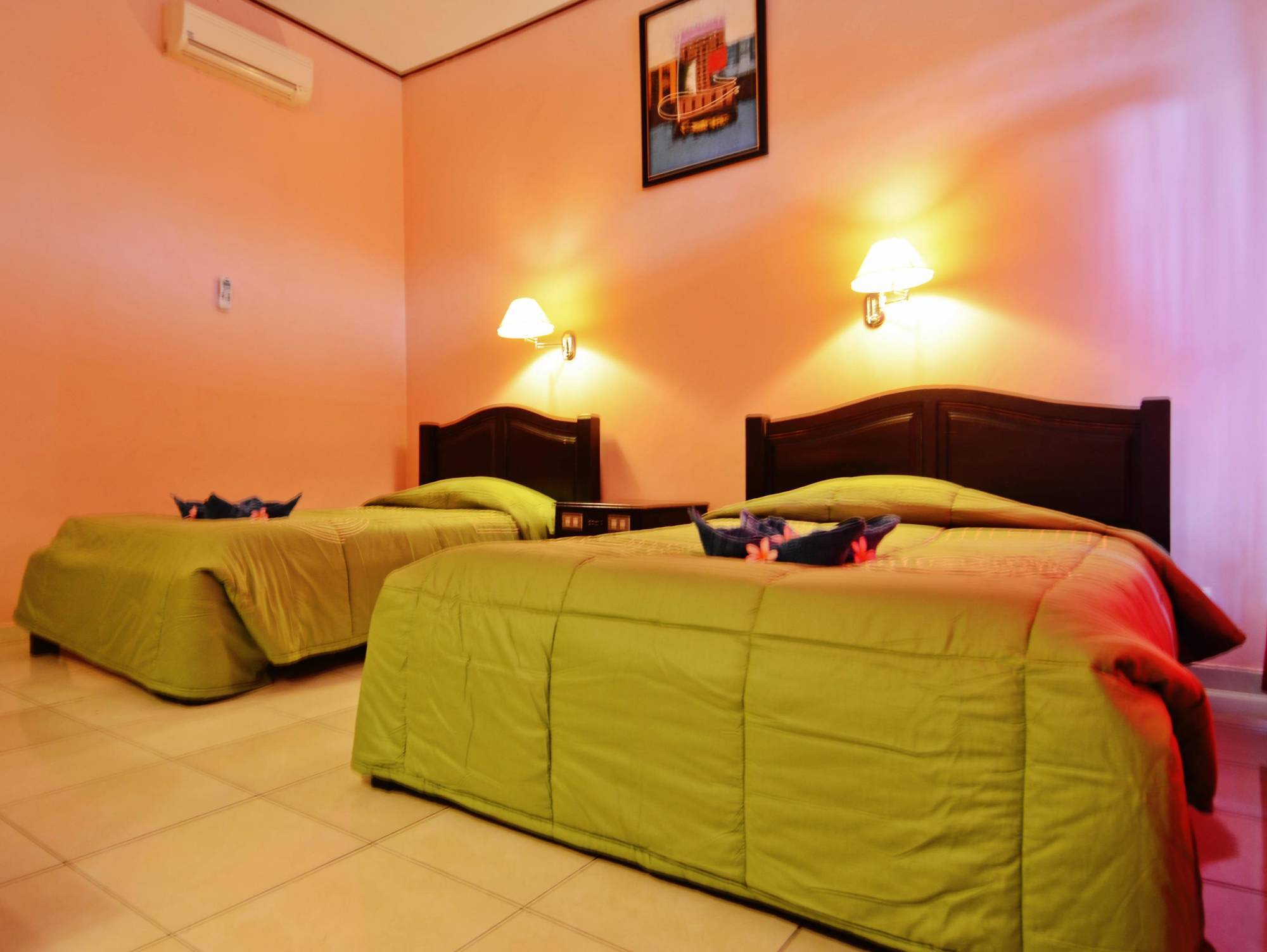 Hotel Pesona 2*