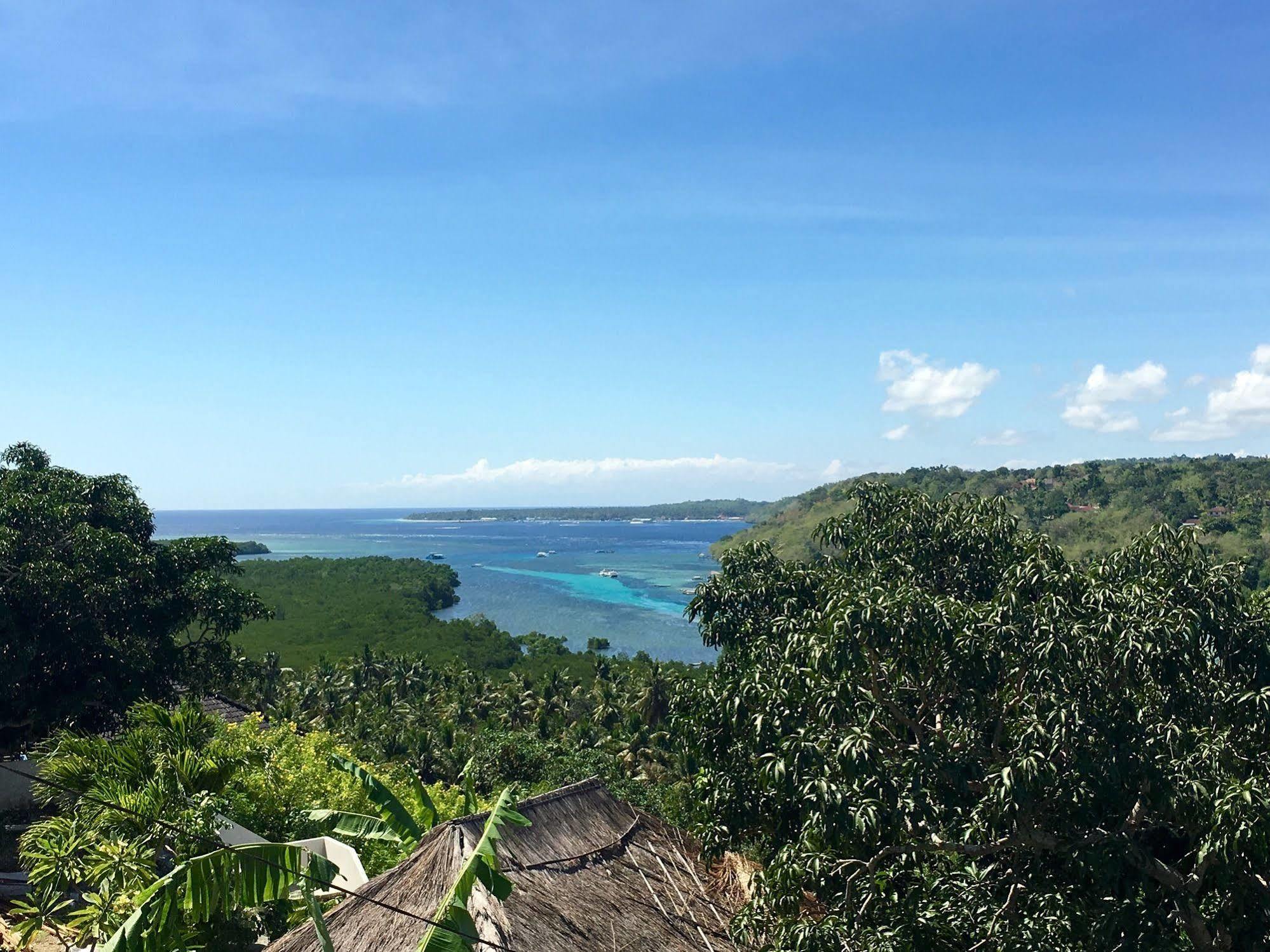 Taman liburan Twin Island & Dive 3*