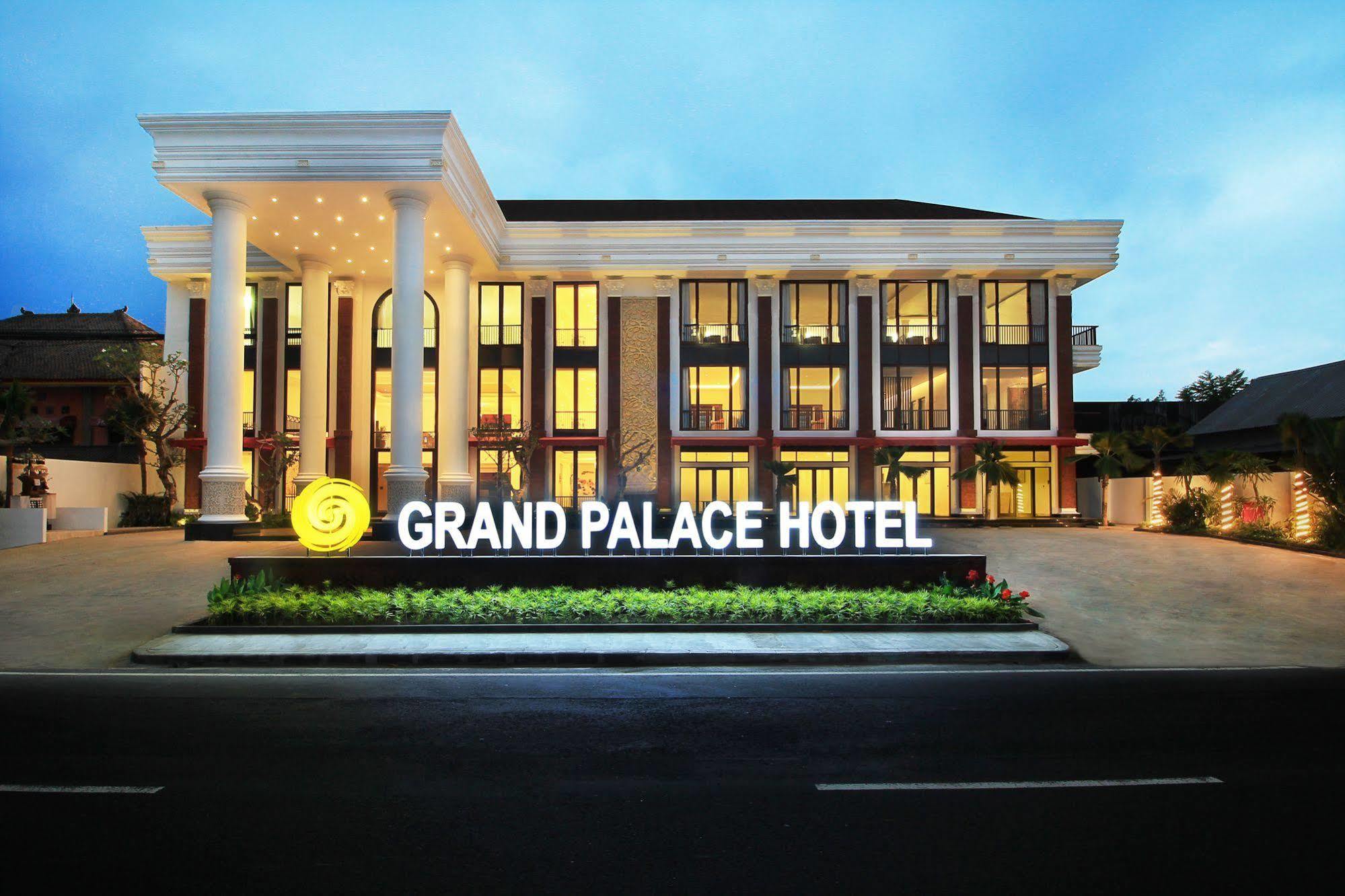 Grand Palace - Bali Hotel 4*