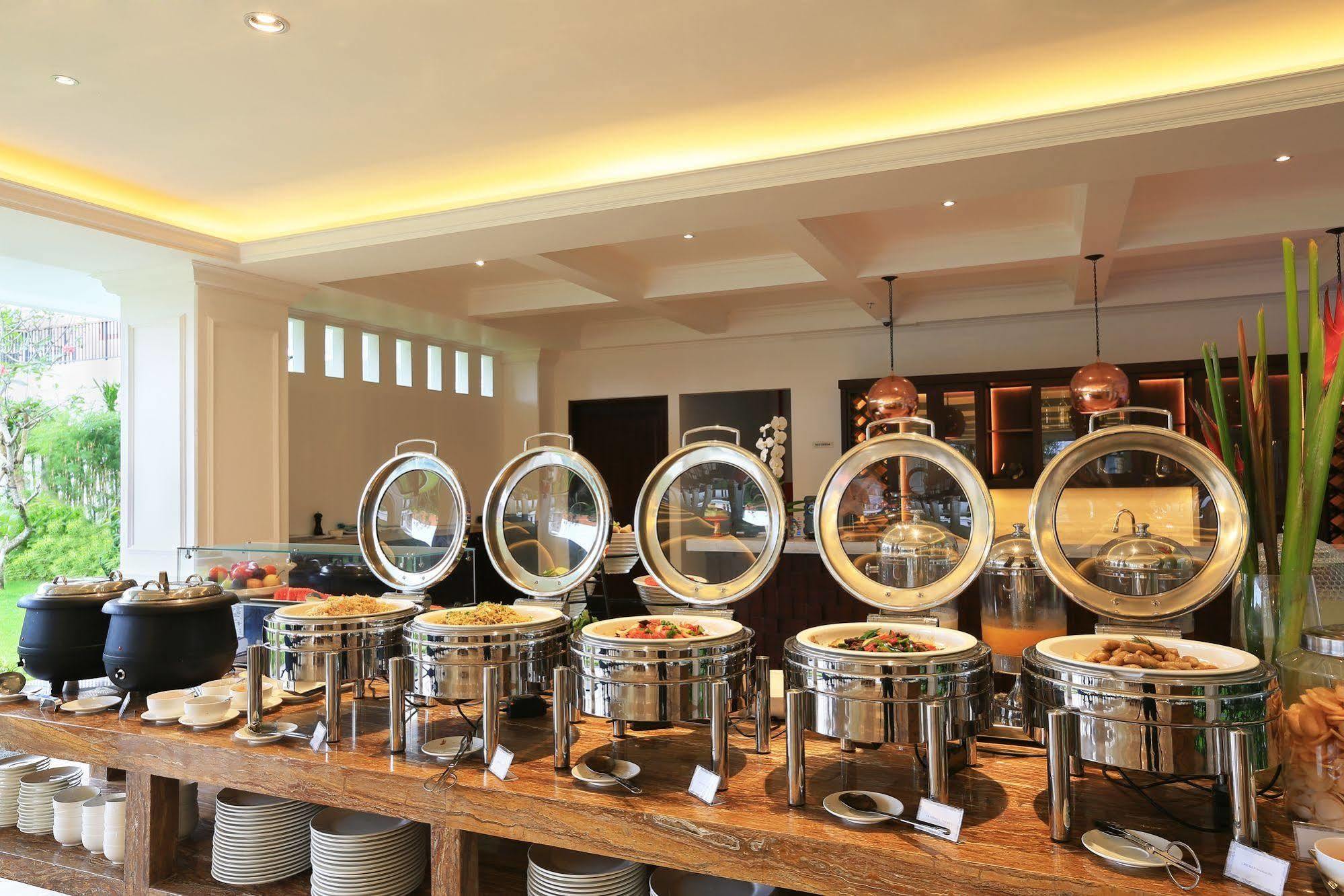 Hotel Grand Palace - Bali
