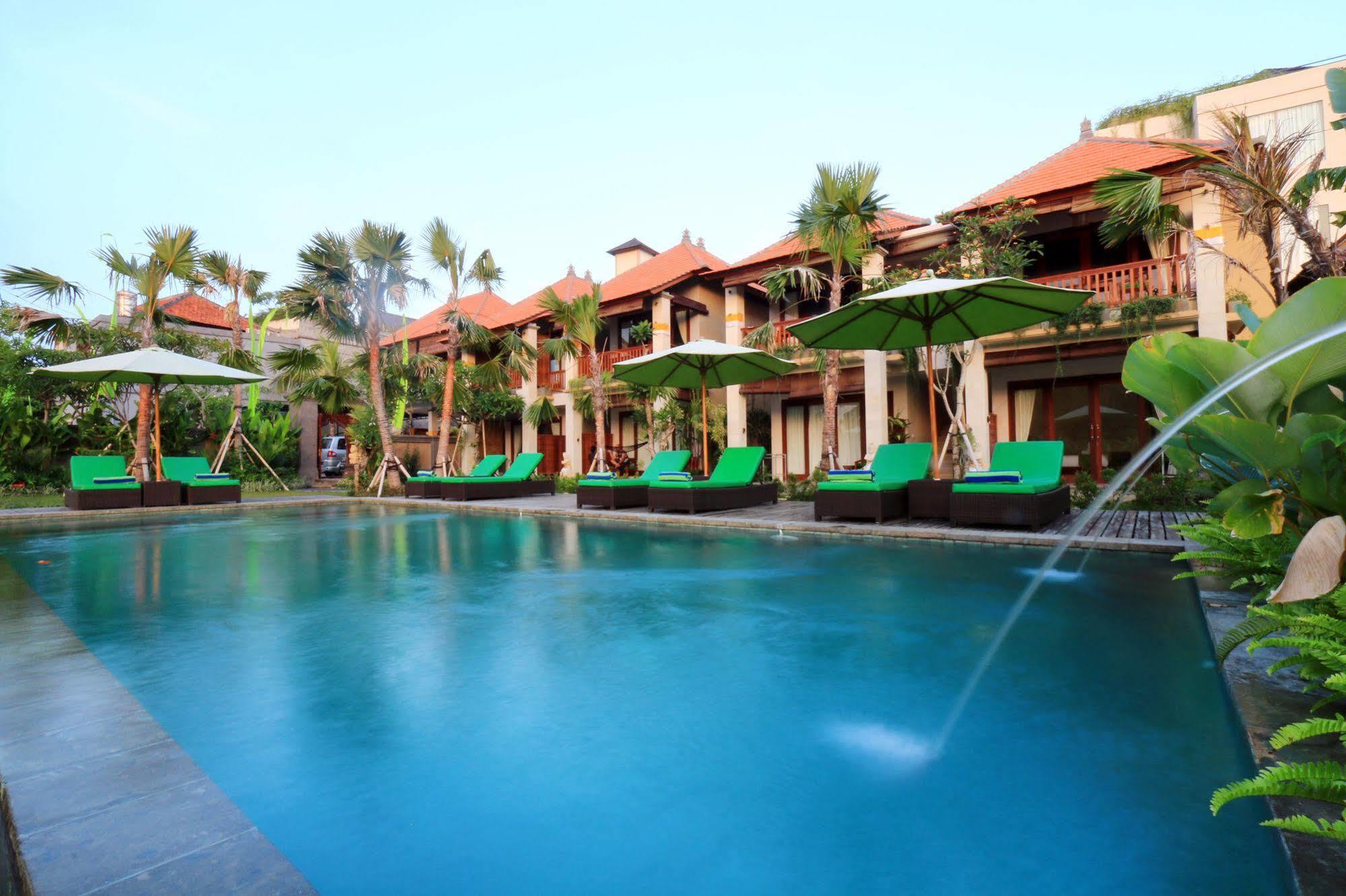 Tropical Garden Hotel 4*