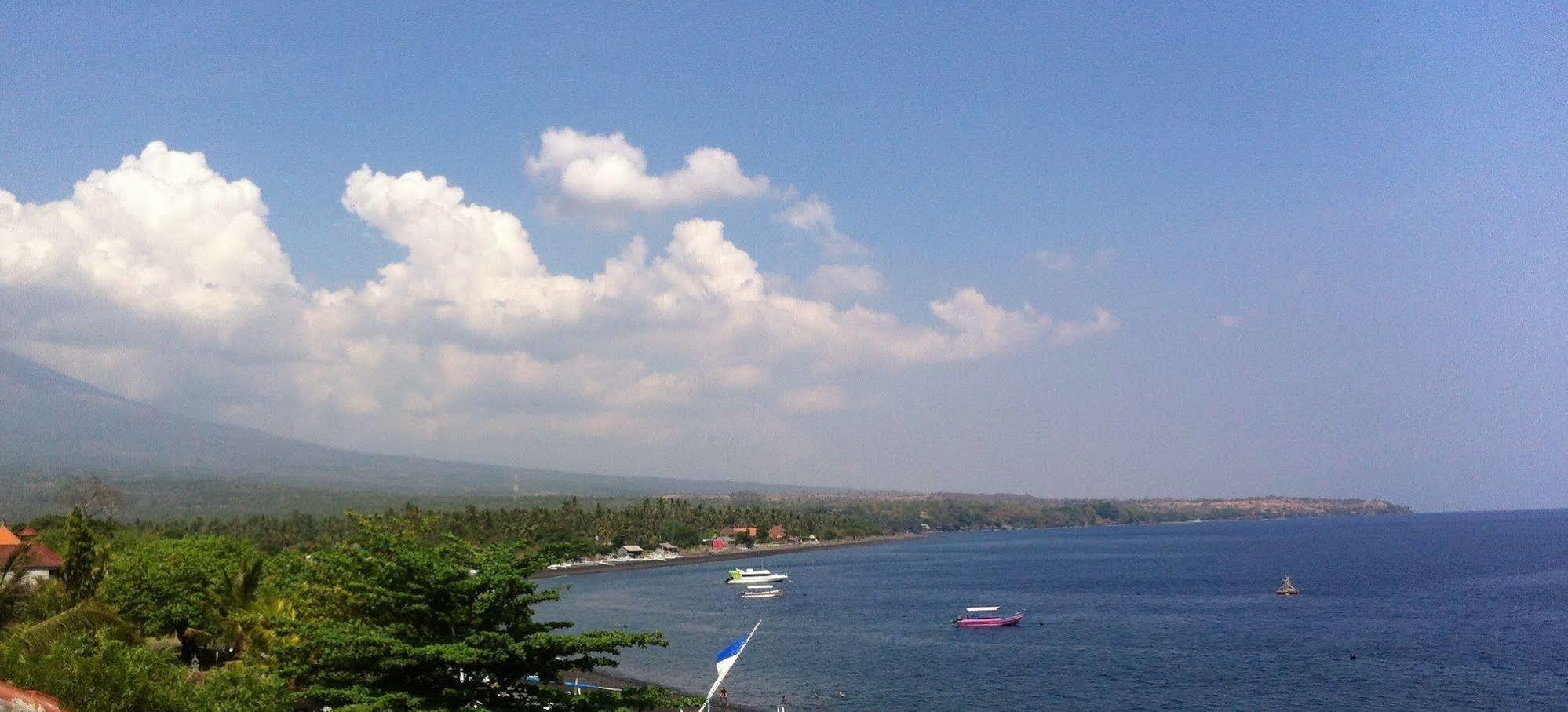 Sari Guest house