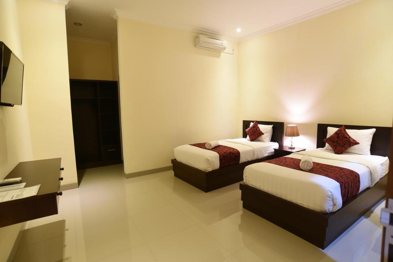 Tom's Pecatu Inn