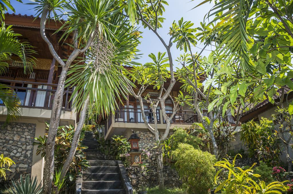 Oka 7 3* Nusa Lembongan (Bali)